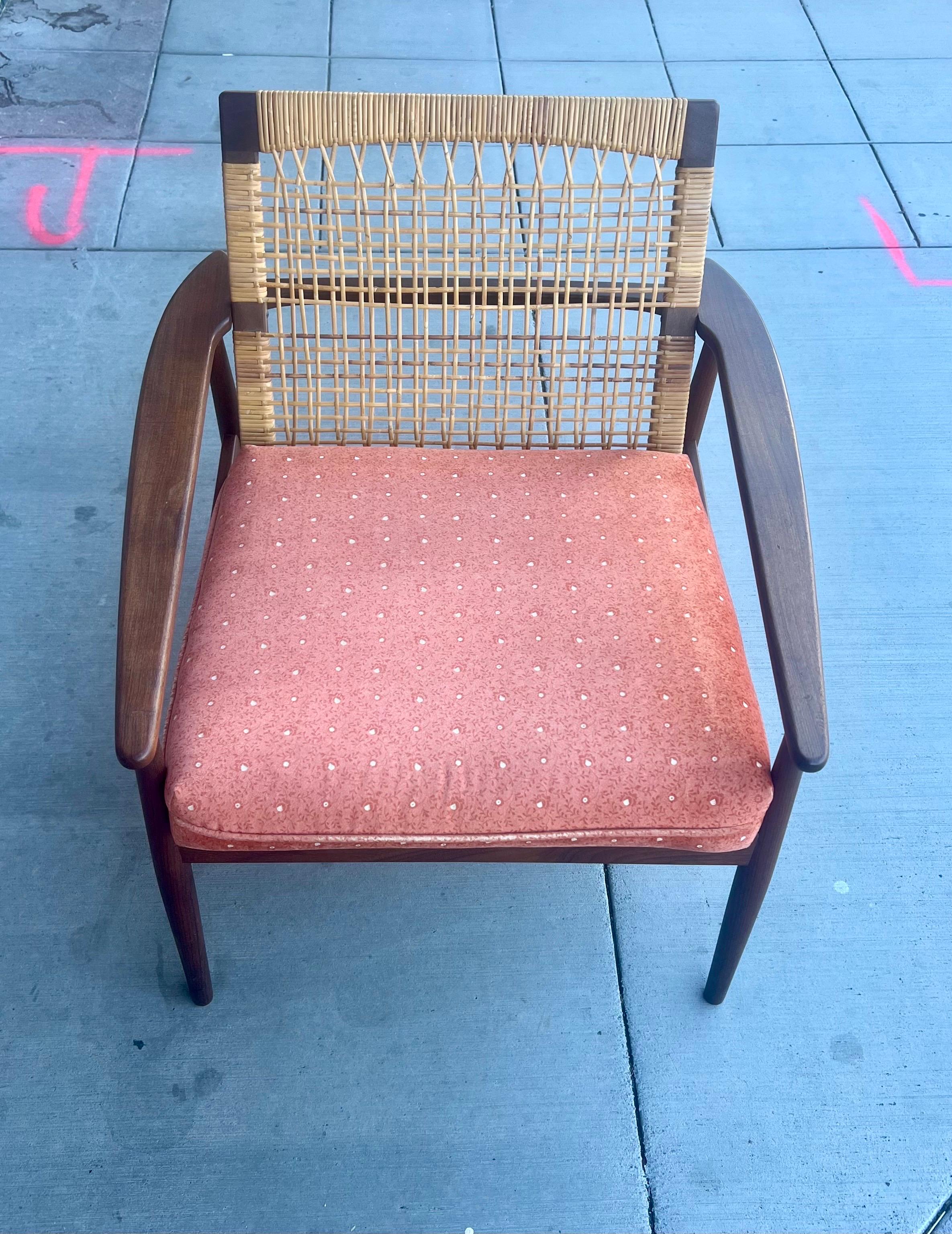 Danish Modern Hans Olsen Teak and Cane Lounge Chair for Juul Kristensen For Sale 1