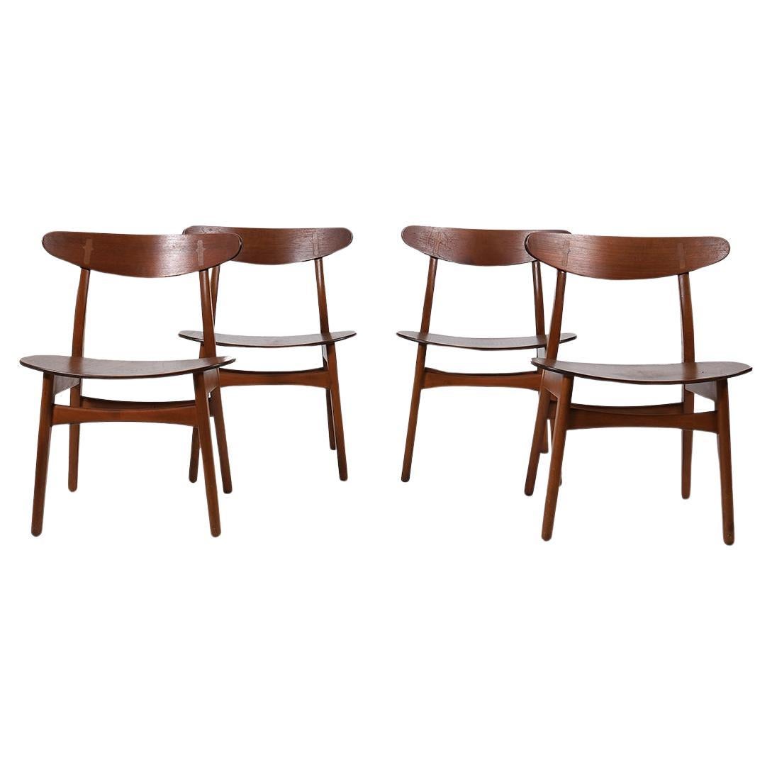Hans Wegner CH 30 chaises de salle à manger danoises modernes, lot de 4 en vente