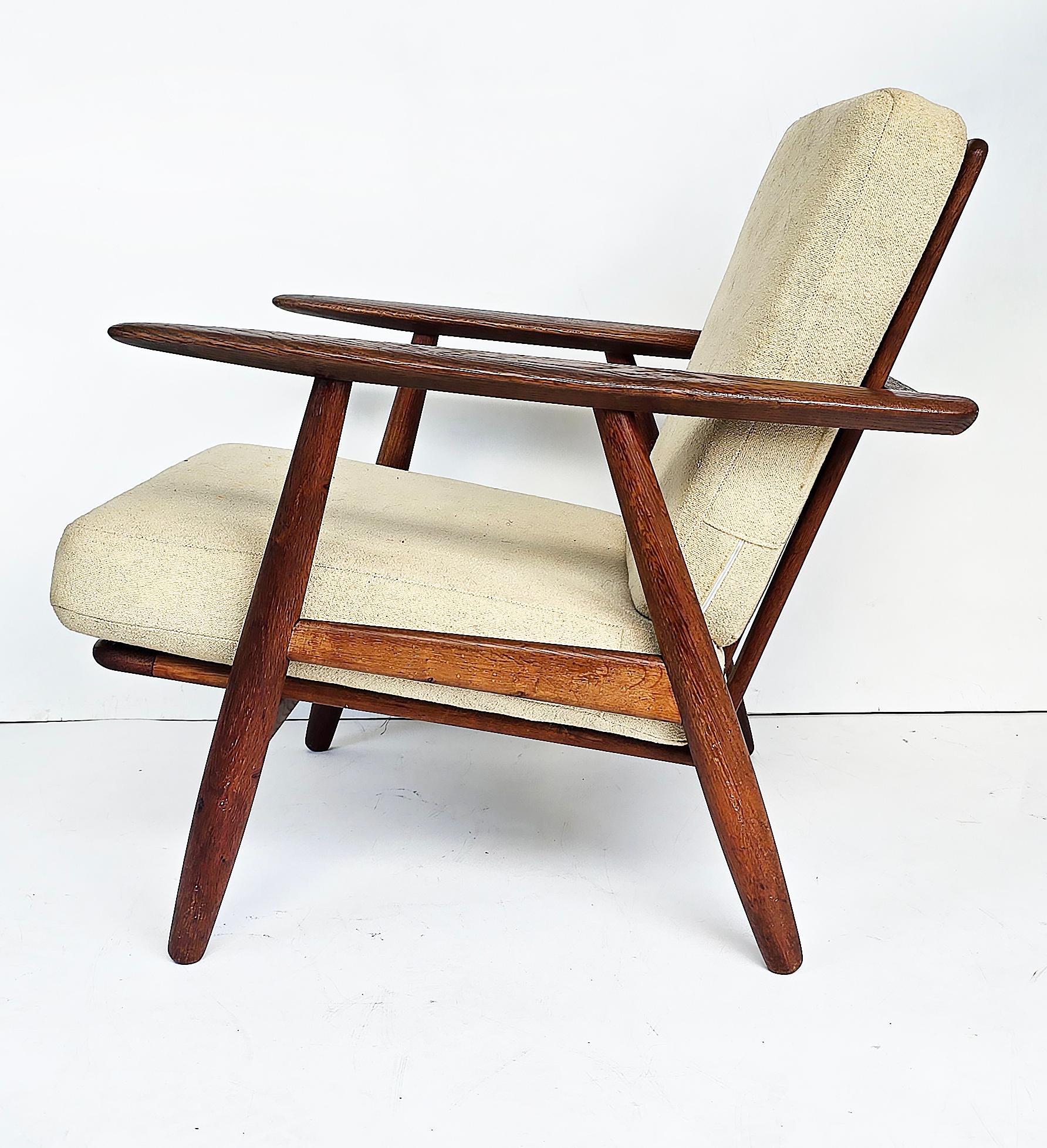 Sedie a sigaretta moderne danesi Hans Wegner GETAMA, ottomano, Danimarca, set di 3 in vendita 4