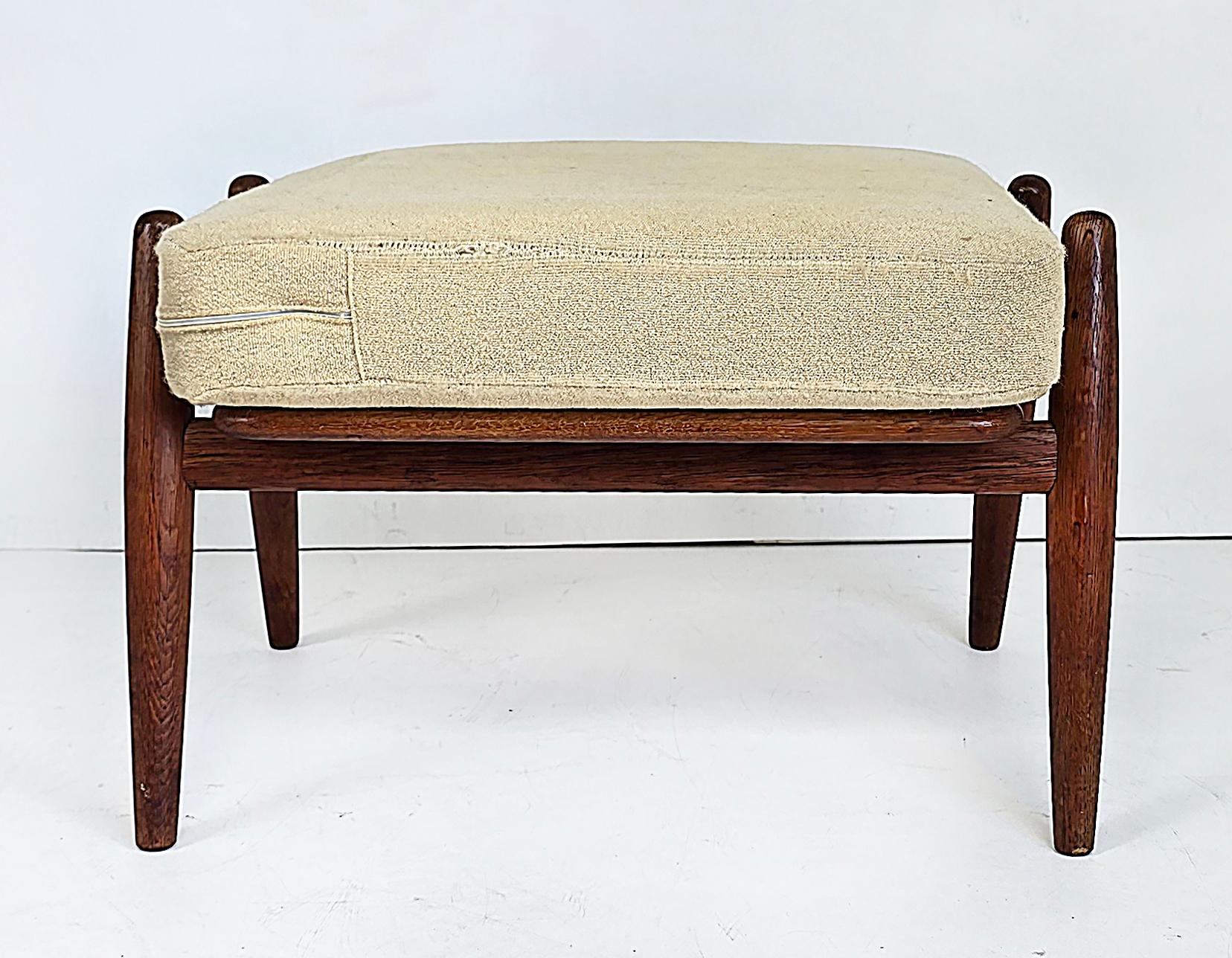 Scandinavo moderno Sedie a sigaretta moderne danesi Hans Wegner GETAMA, ottomano, Danimarca, set di 3 in vendita