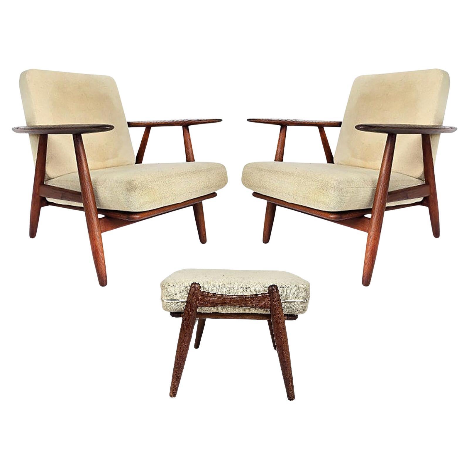 Danish Modern Hans Wegner GETAMA Cigar Chairs, Ottoman, Denmark, Oak Set of 3