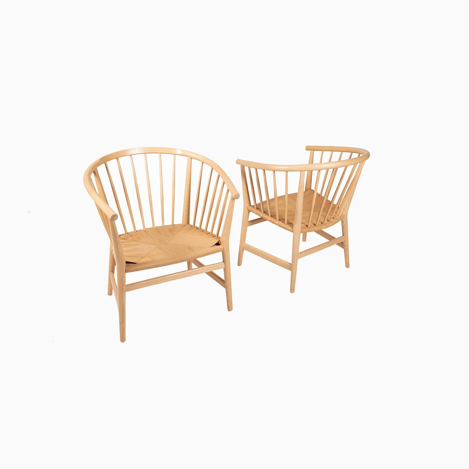 Danish Modern Hans Wegner Spindle Back Easy Chair 4