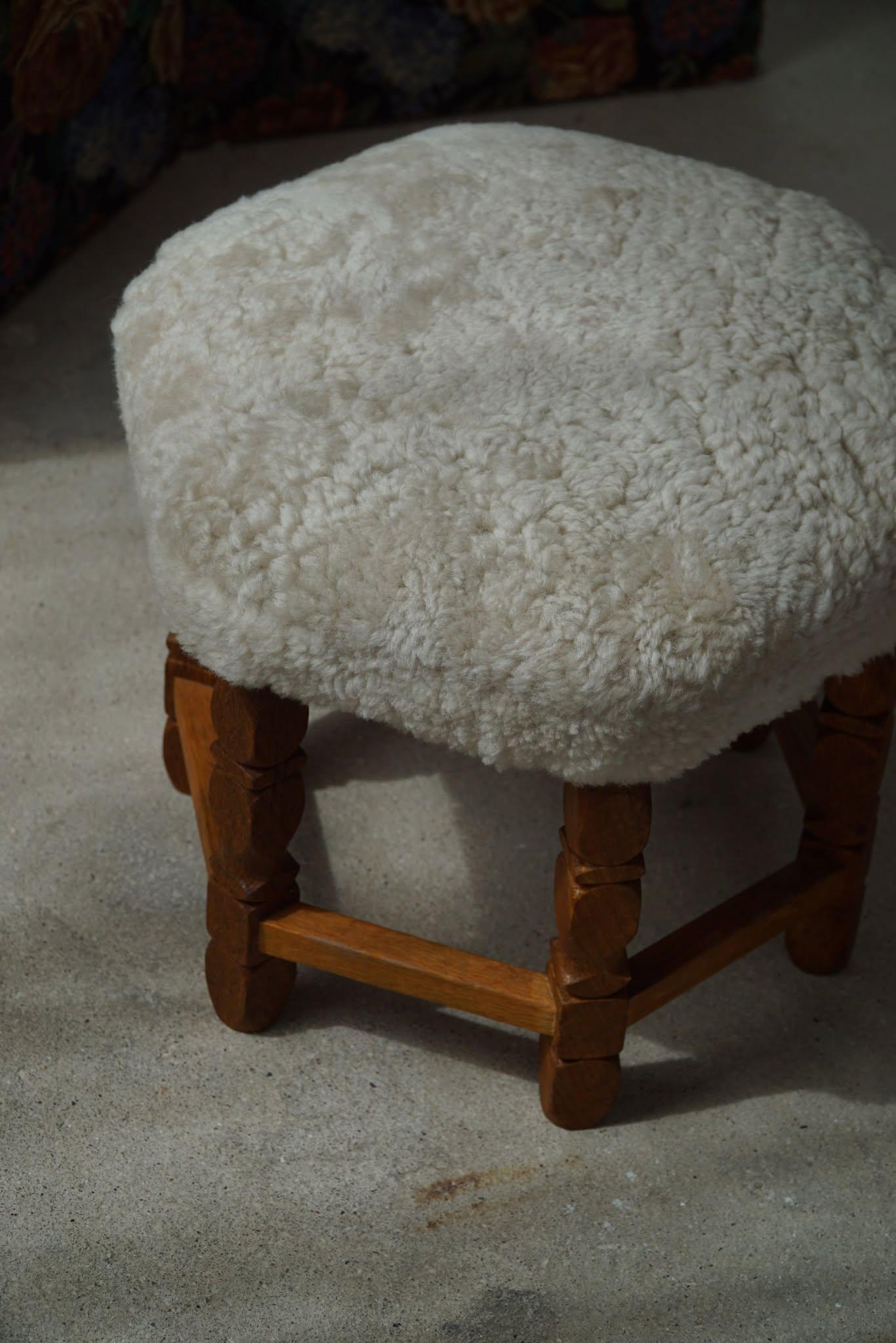 Danish Modern Hexagonal Stool, Solid Oak & Lambswool, 1950s For Sale 2