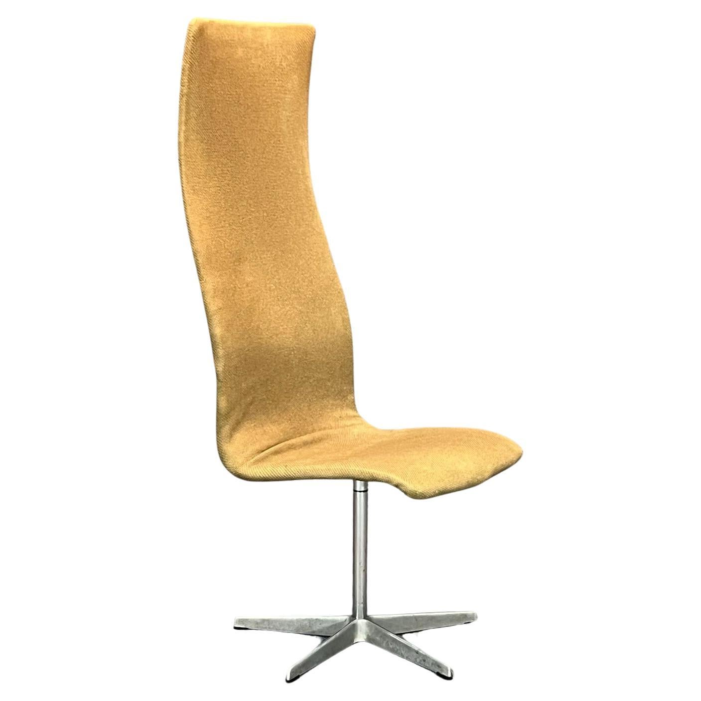 Danish Modern High Back Swivel Oxford chair by Arne Jacobsen for Fritz Hansen For Sale
