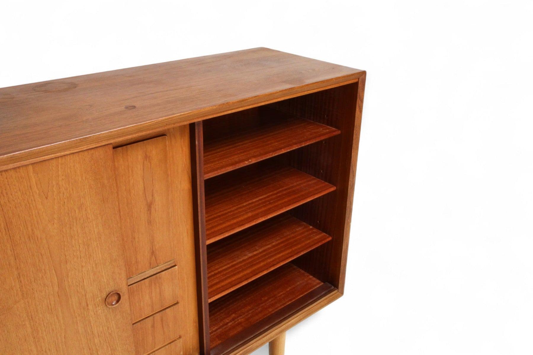 Danish Modern High Sideboard in Teak With Mirrored Dry Bar For Sale 2