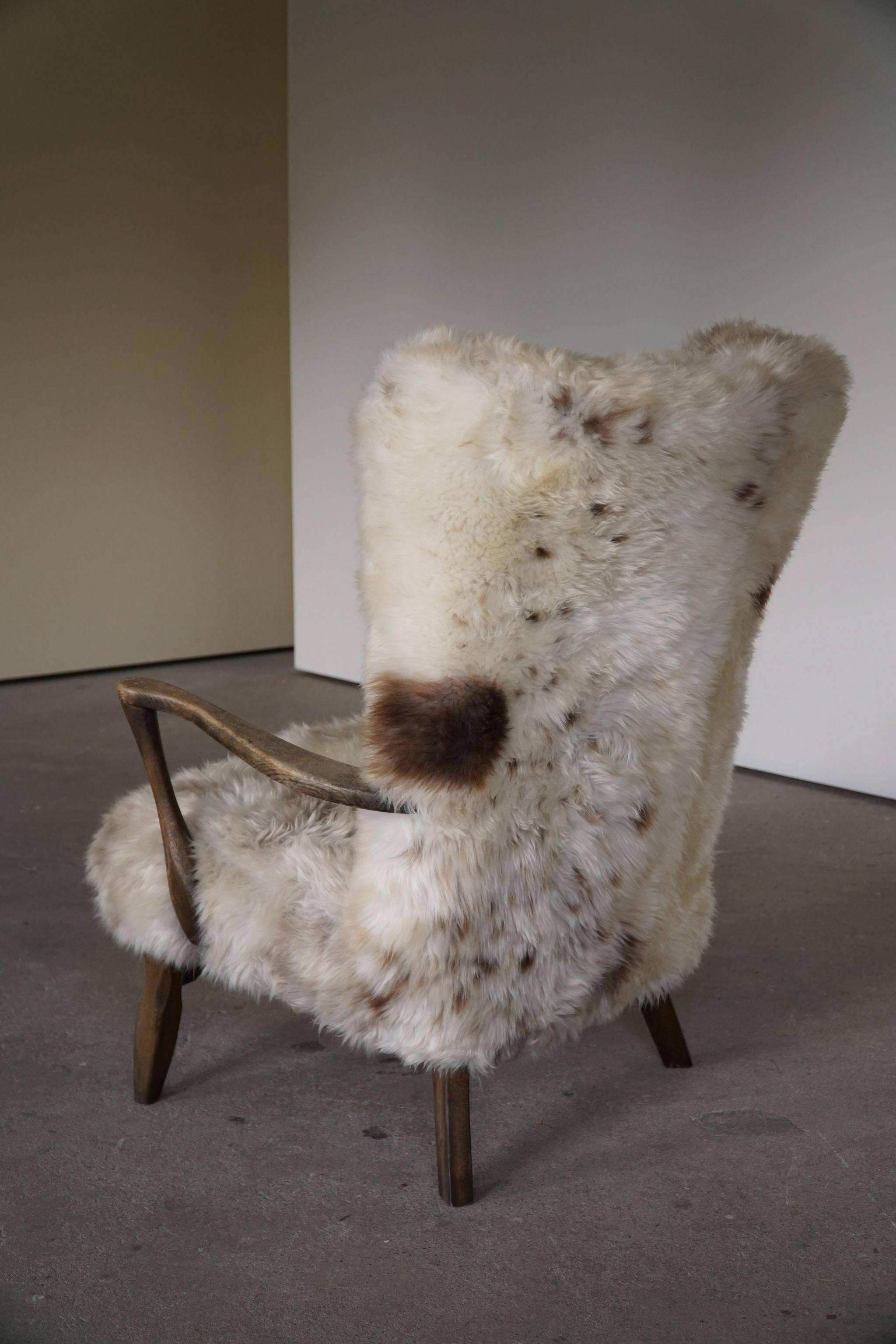 Scandinavian Modern Danish Modern Highback Lounge Chair in Oak, Reupholstered in Lambswool, 1950s