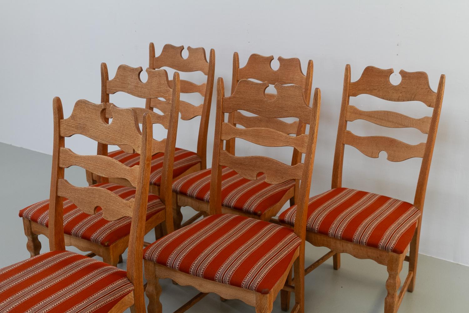 Danish Modern Highback Razorblade Oak Chairs by Kjærnulf, 1960s. Set of 6. In Good Condition For Sale In Asaa, DK