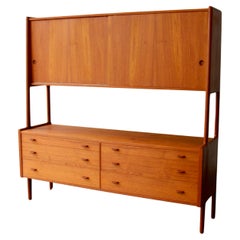 Credenza moderna danese RY 20 di Hans Wegner Ry Møbler, credenza in teak