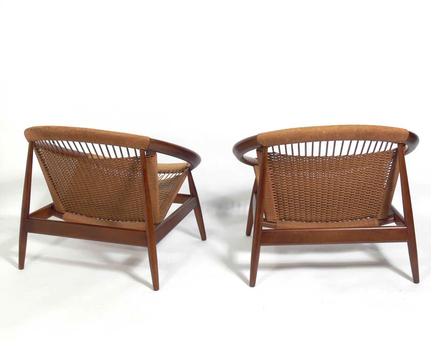 Danish Modern Hoop Lounge Chairs by Illum Wikkelso In Good Condition In Atlanta, GA