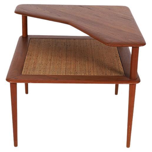 Danish Modern Hvidt & Mølgaard Minerva Corner Table For Sale