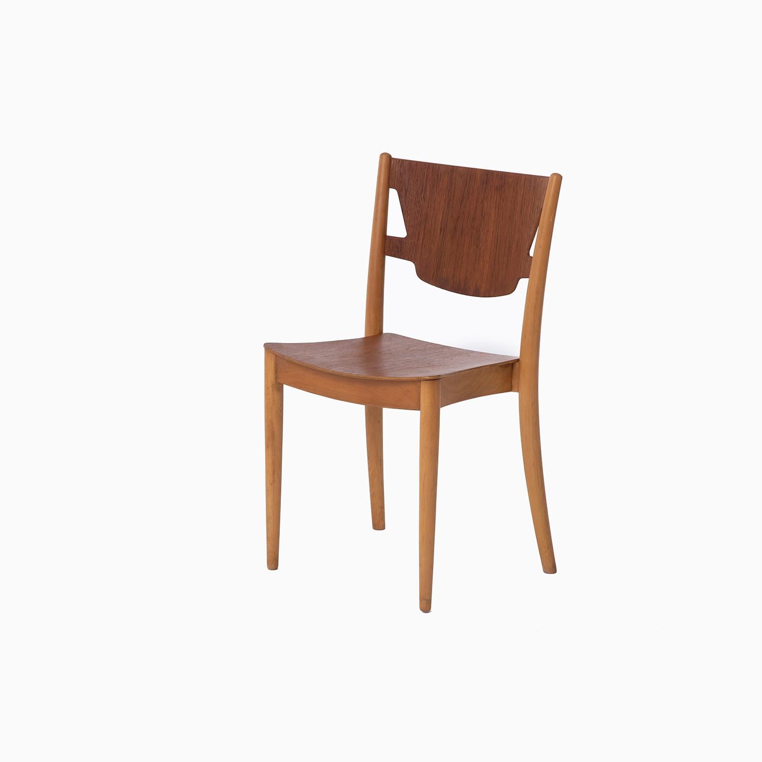 Danish Modern Hvidt & Molgaard Stacking Side Chair In Good Condition In Minneapolis, MN