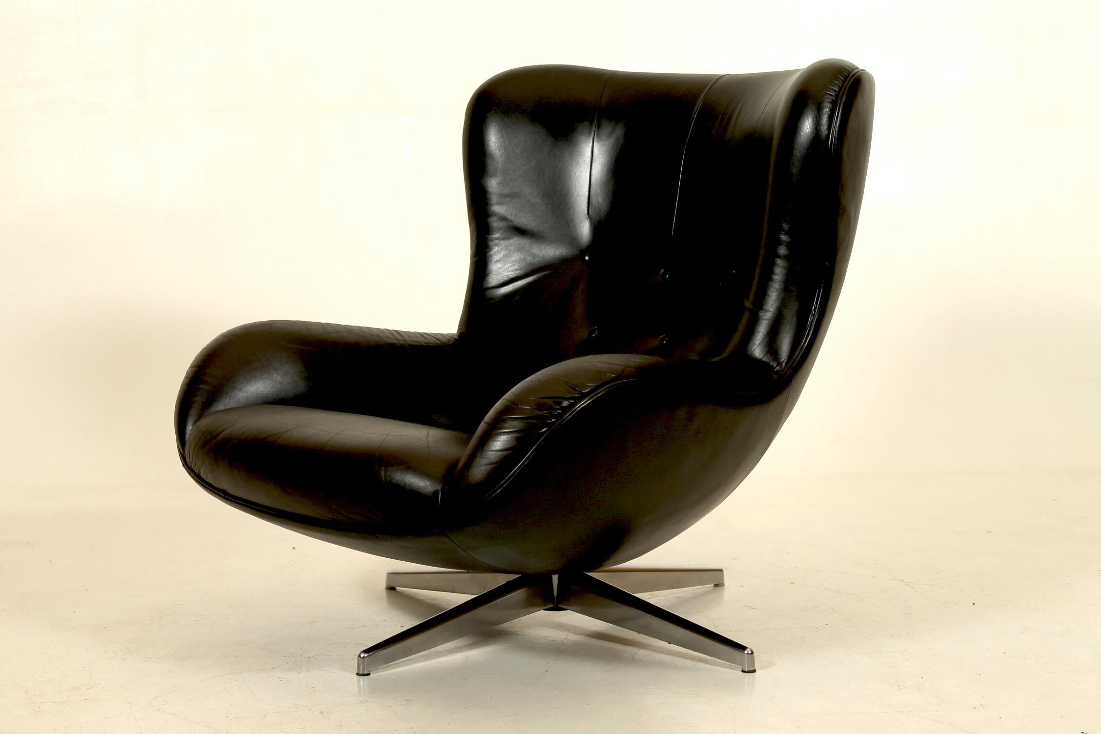 Dänische Moderne, Illum Wikkelsø für Mikael Laursen Drehbarer Sessel 'ML214' im Angebot 2