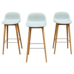 Sgabelli da bar Iskos-Berlin in stile Danish Modern per Muuto, con base in legno di rovere - Set da 3