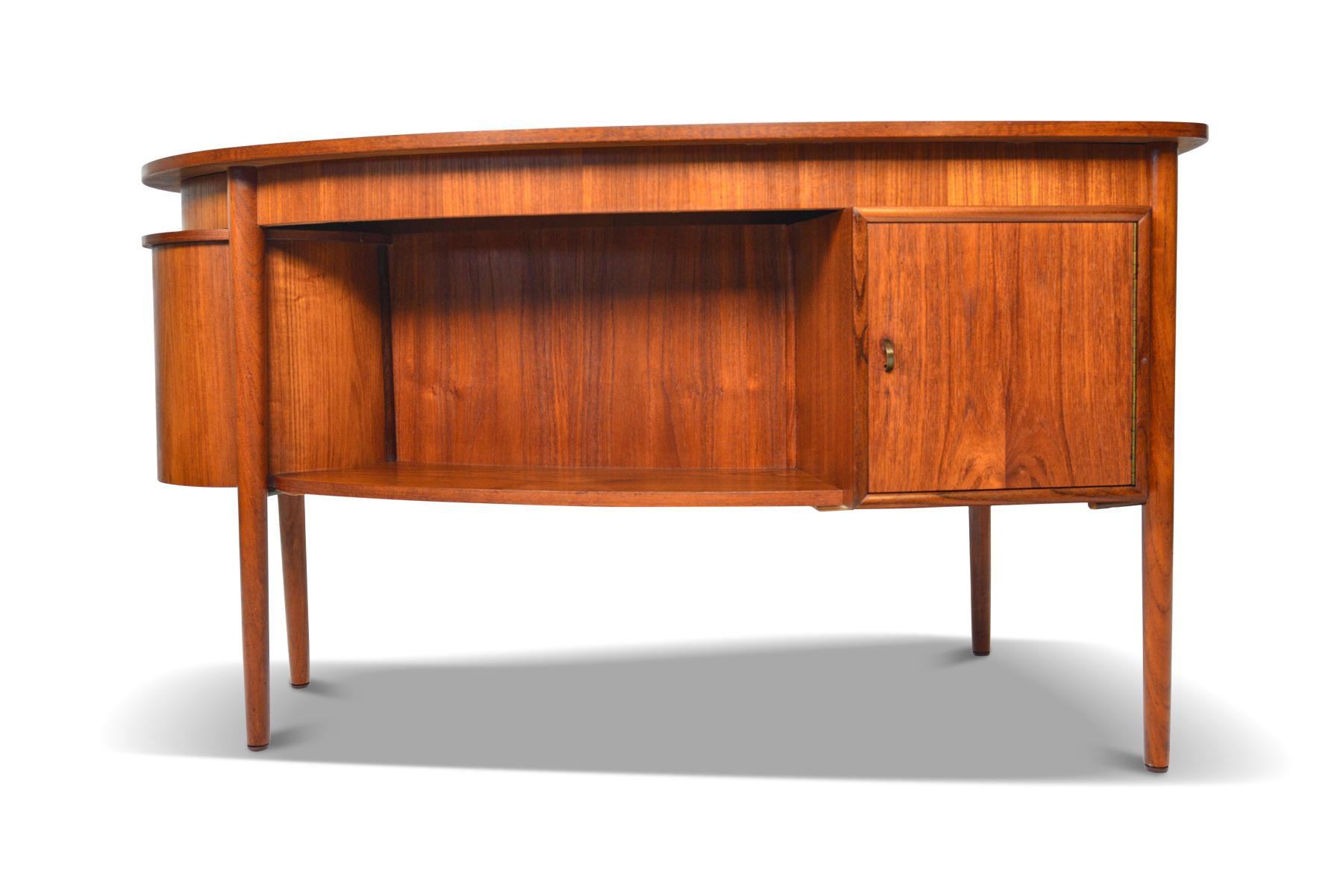Danish Modern Jellybean Desk in Teak 3