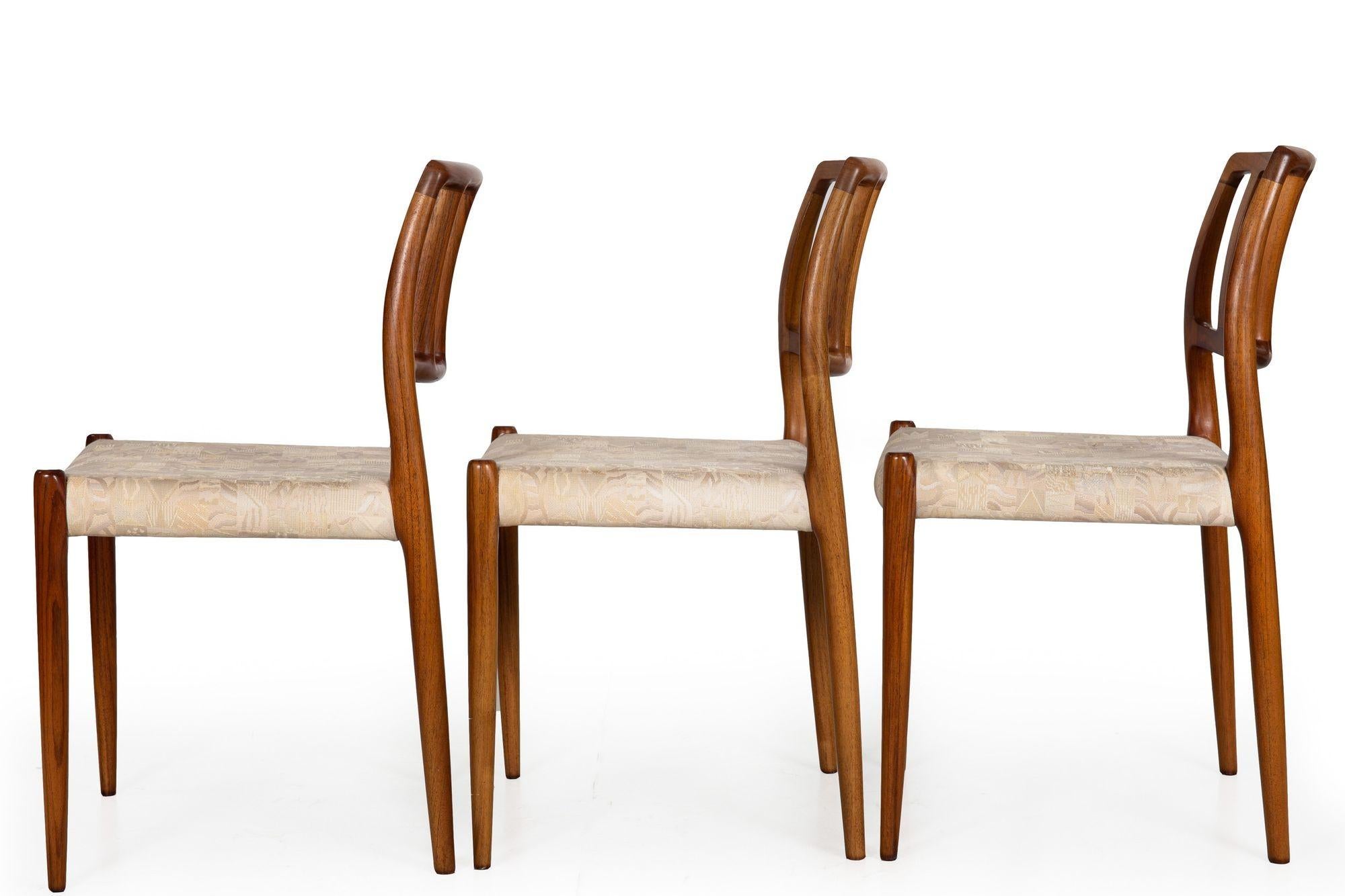 Danish Modern J.L. Møbler Model 83 Rosewood Dining Chairs, Set of 6 For Sale 11