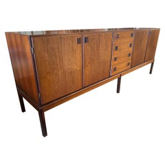 Dänisches Sideboard aus Rosenholz von Johannes Andersen