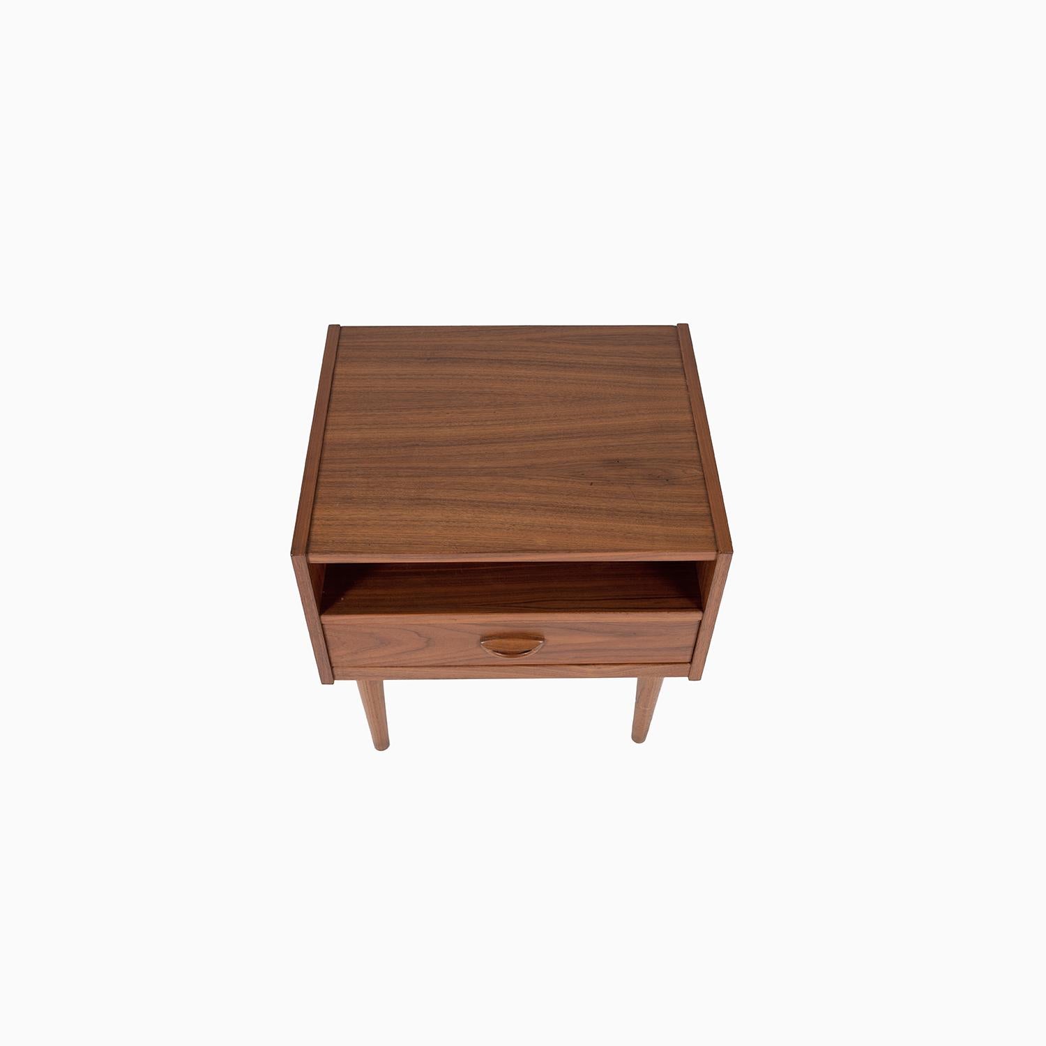 Danish Modern Kai Kristiansen Walnut Nightstand 3