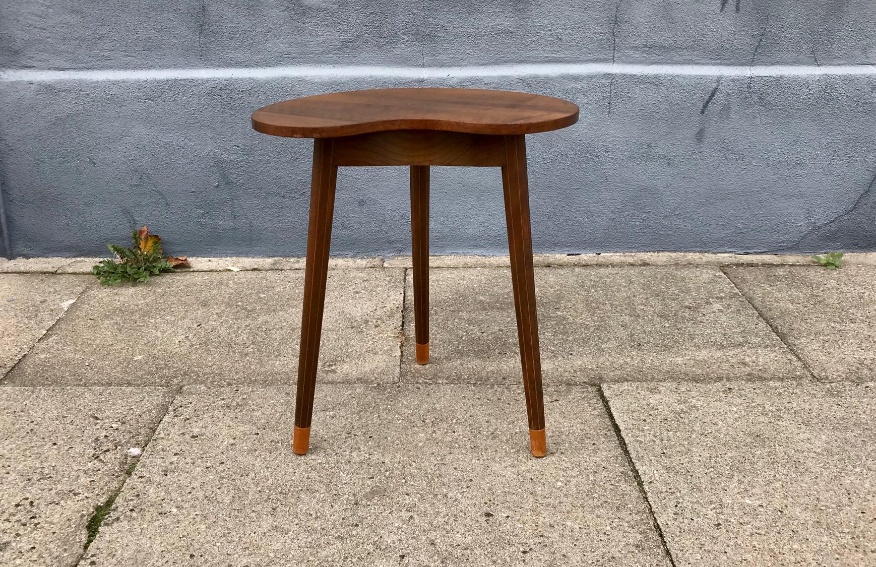 Danish Modern Kidney Shaped Oak Side Table by Edmund Jorgensen, 1950s In Good Condition In Esbjerg, DK