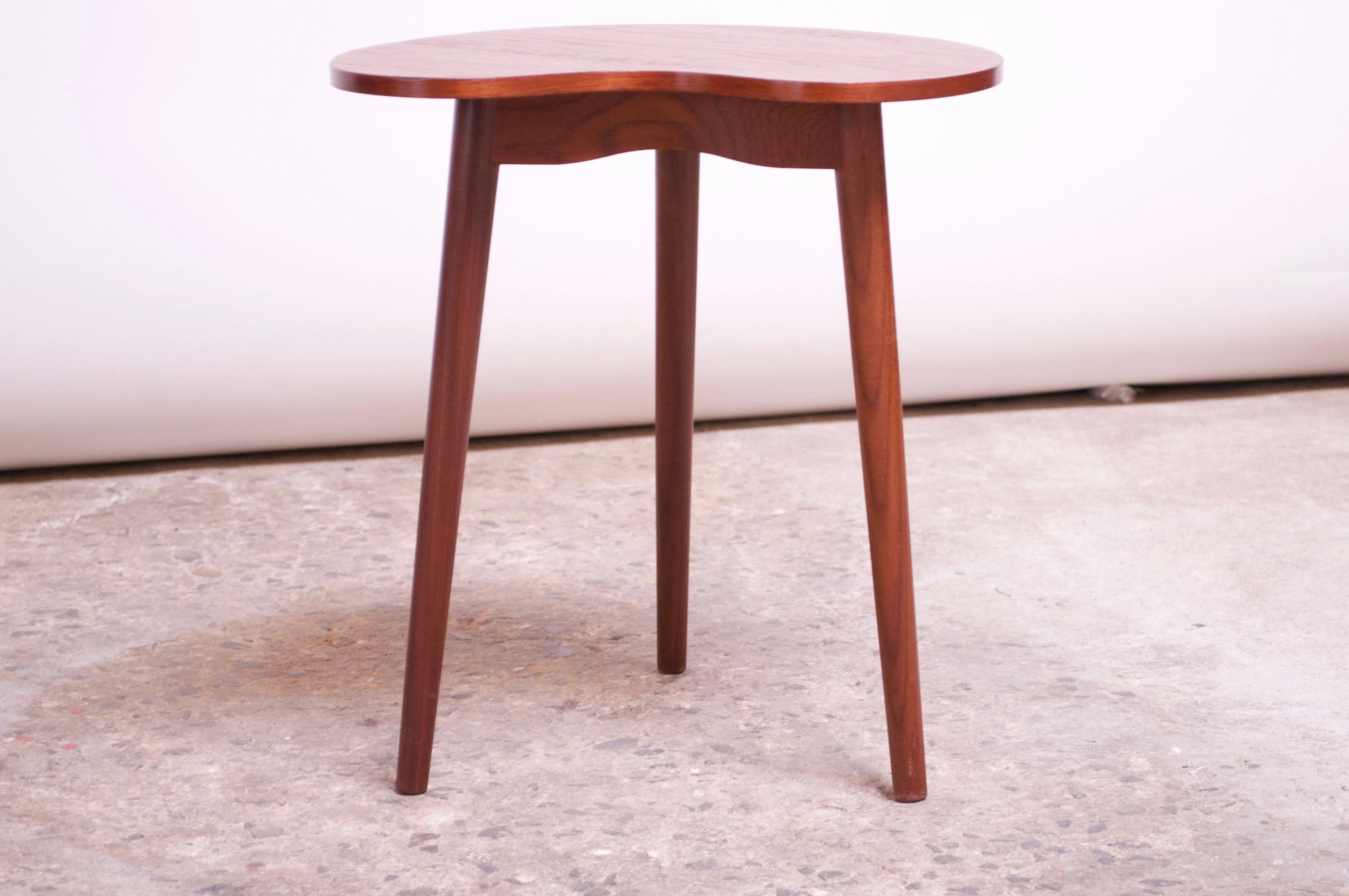 Danish Modern Kidney Teak Side Table by Gorm-Møbler 2