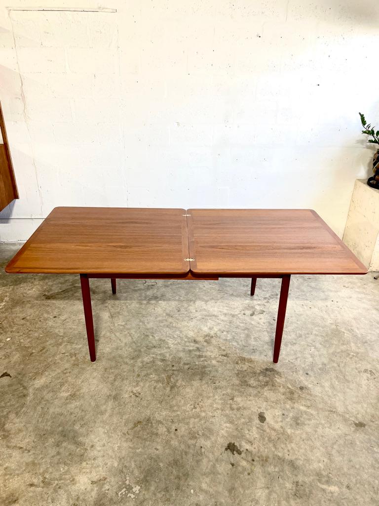 Danois Table pliante de salle à manger danoise moderne Kurt Ostervig en vente