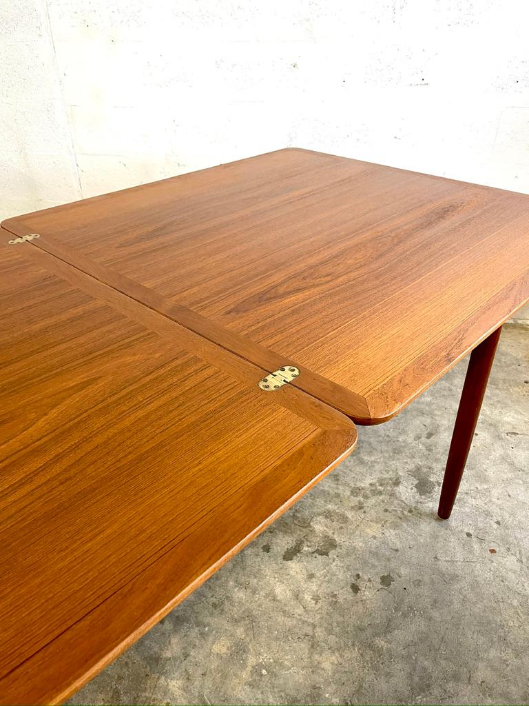 Table pliante de salle à manger danoise moderne Kurt Ostervig en vente 1