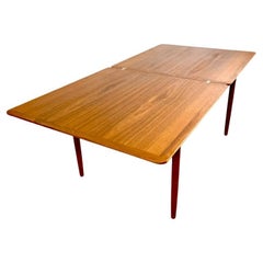 Tavolo da pranzo moderno danese in teak Foldes di Kurt Ostervig