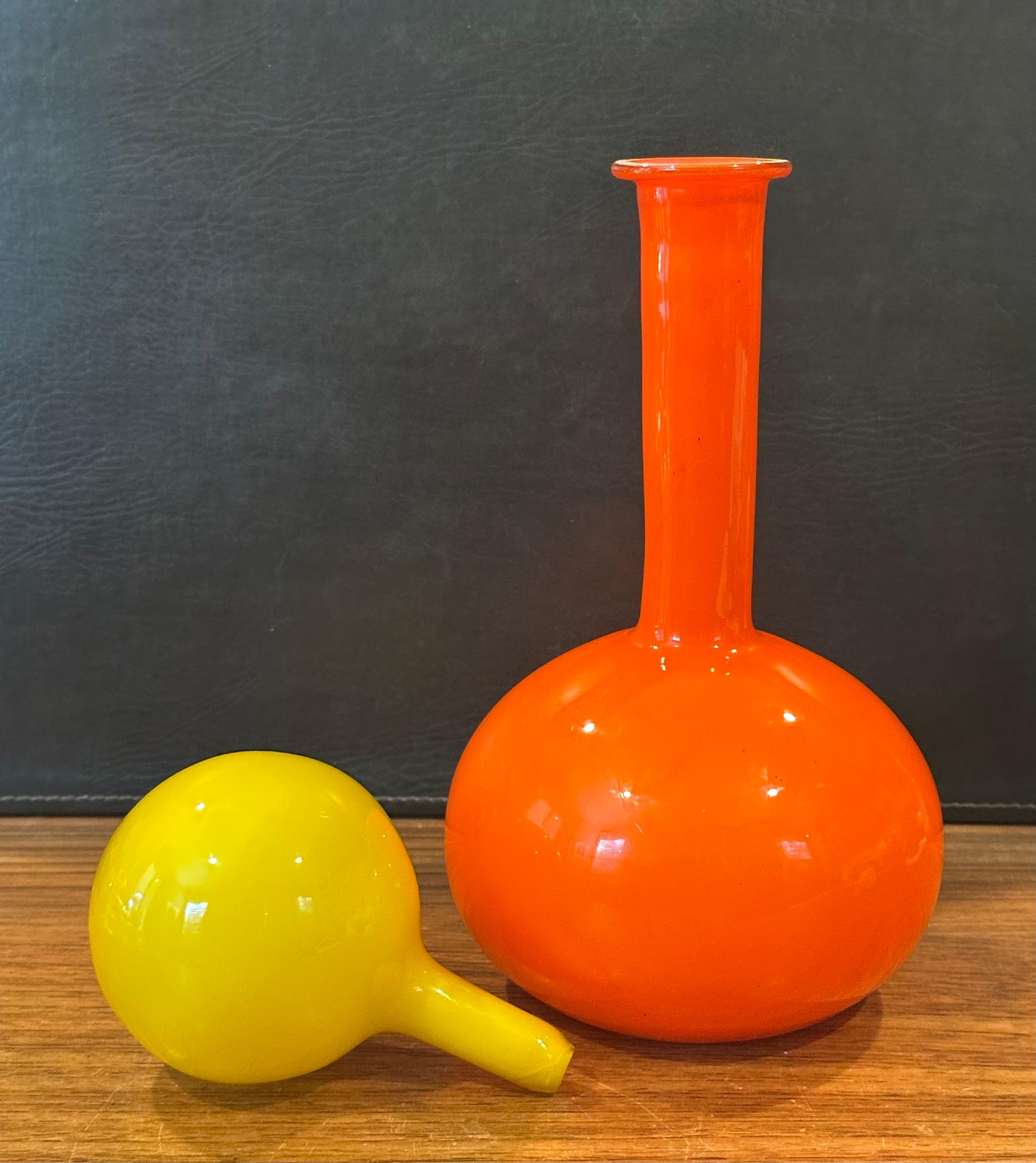 Bottiglia grande moderna danese con tappo di Otto Brauer per Holmegaard in vendita 4