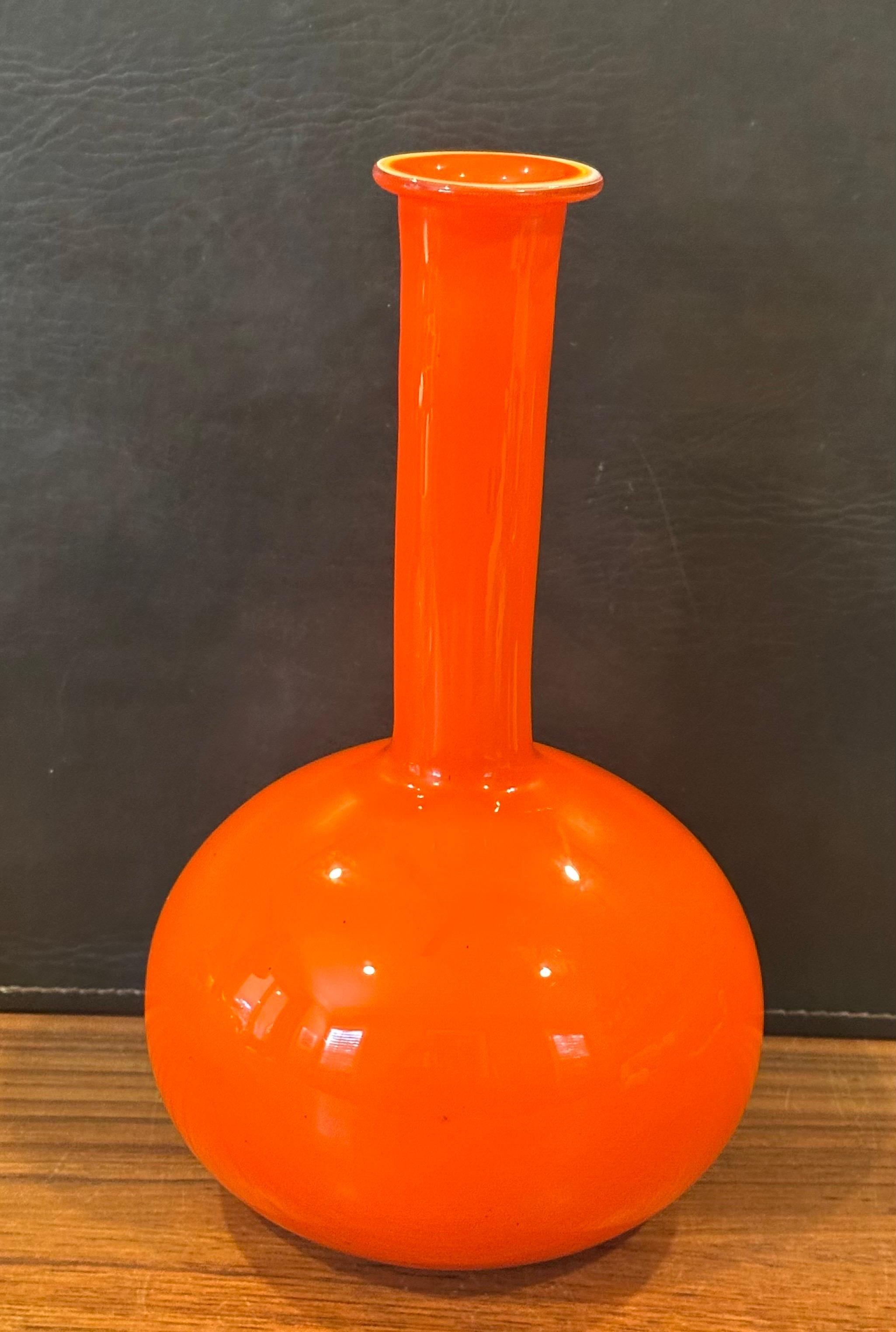 Bottiglia grande moderna danese con tappo di Otto Brauer per Holmegaard in vendita 2