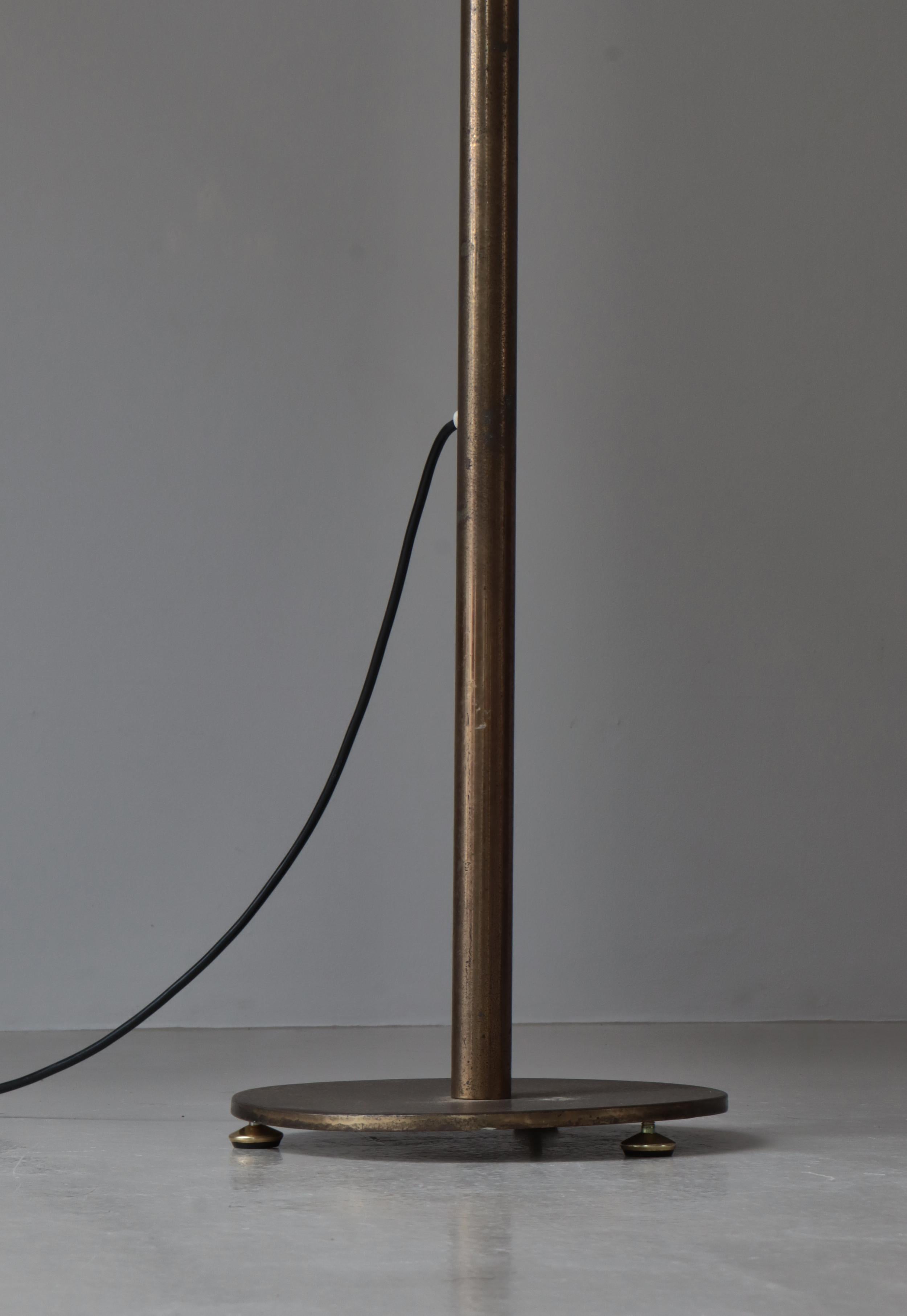 Dänische moderne große Stehlampen aus patiniertem Messing von Kay Kørbing, 1960er Jahre im Angebot 5