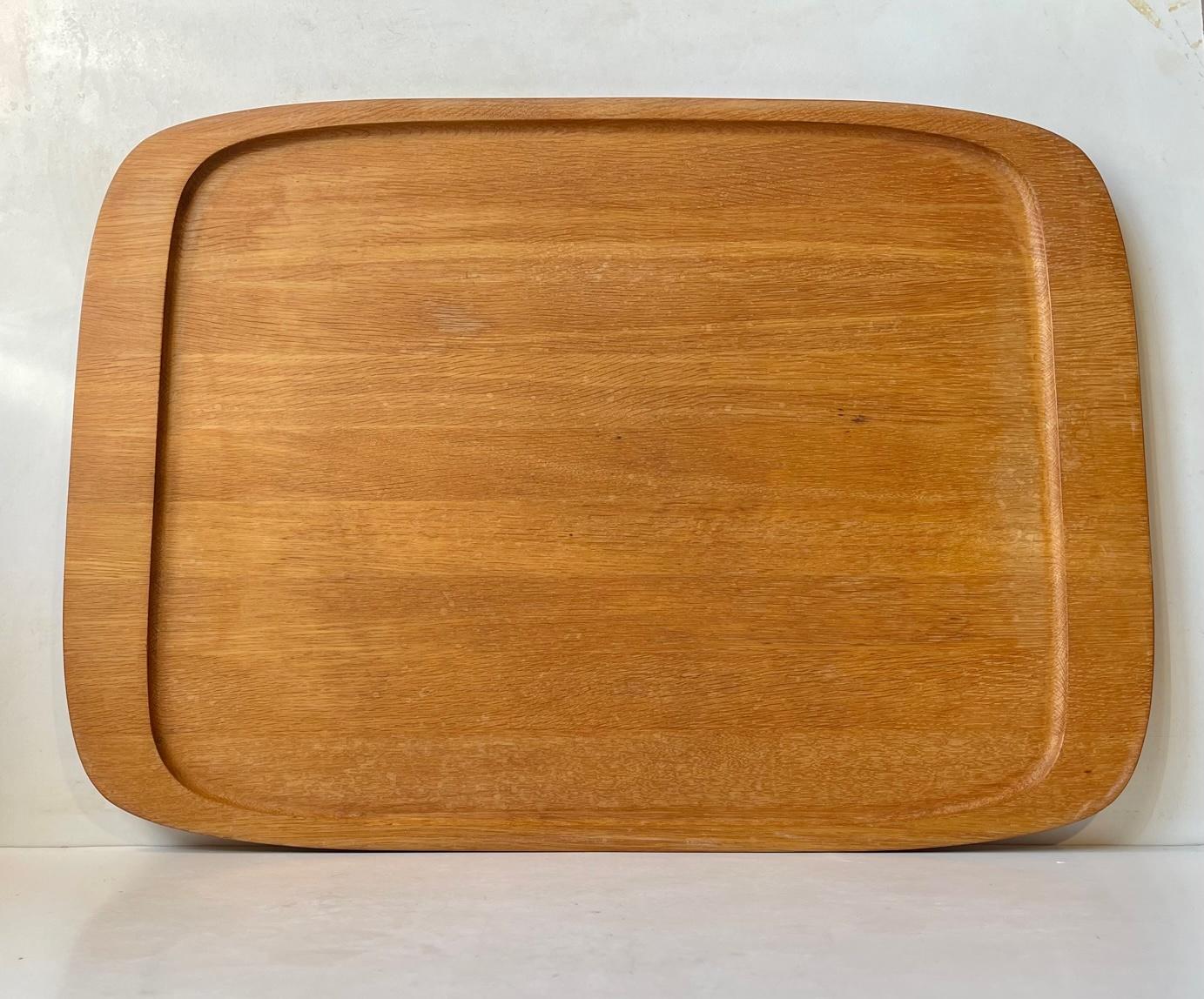 Late 20th Century Danish Modern Large Serving Tray in Oak by Poul Hundevad, 1970s For Sale