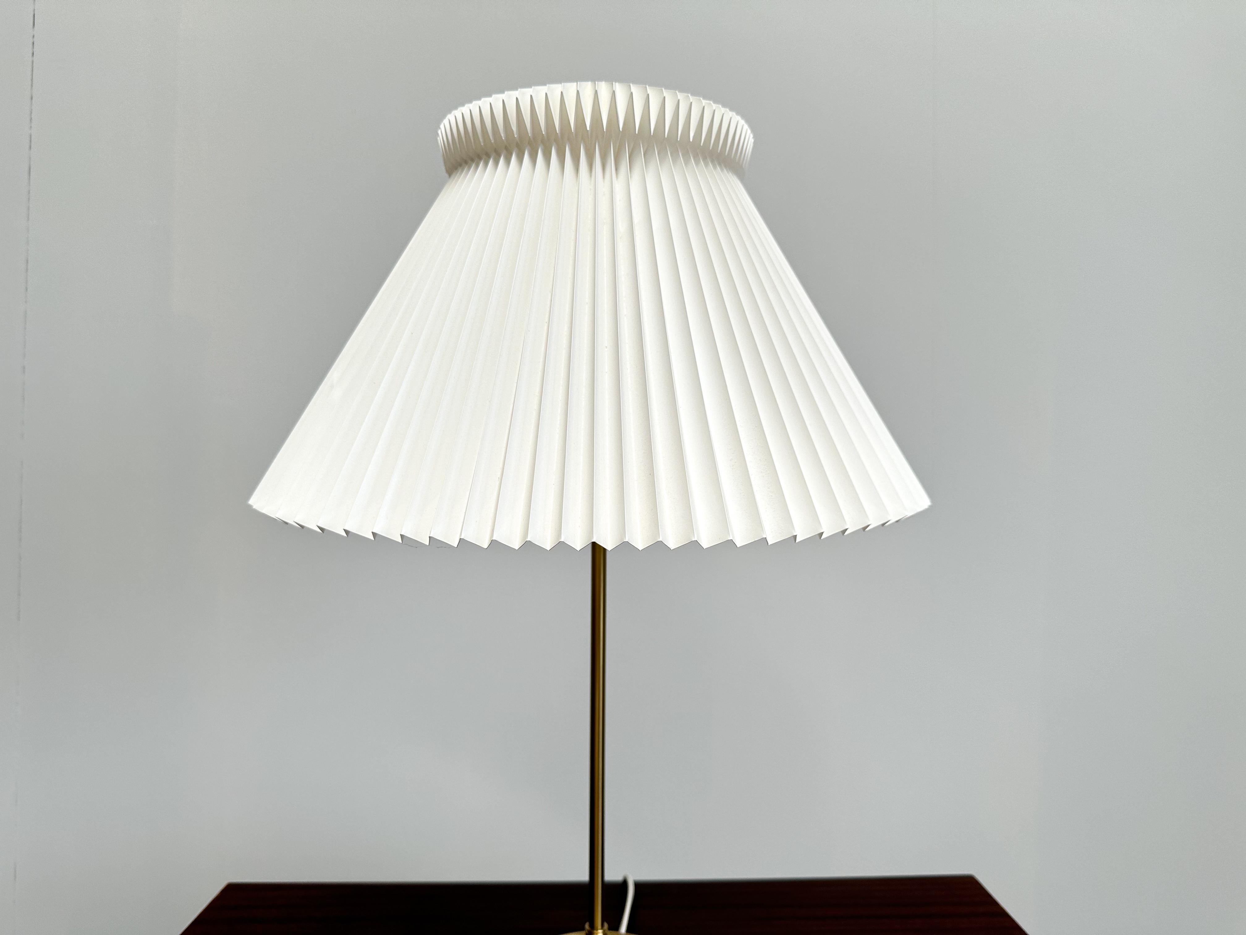 Danish Modern Le Klint 307 Table Lamp: Brass & Pleated Plastic Shade For Sale 2