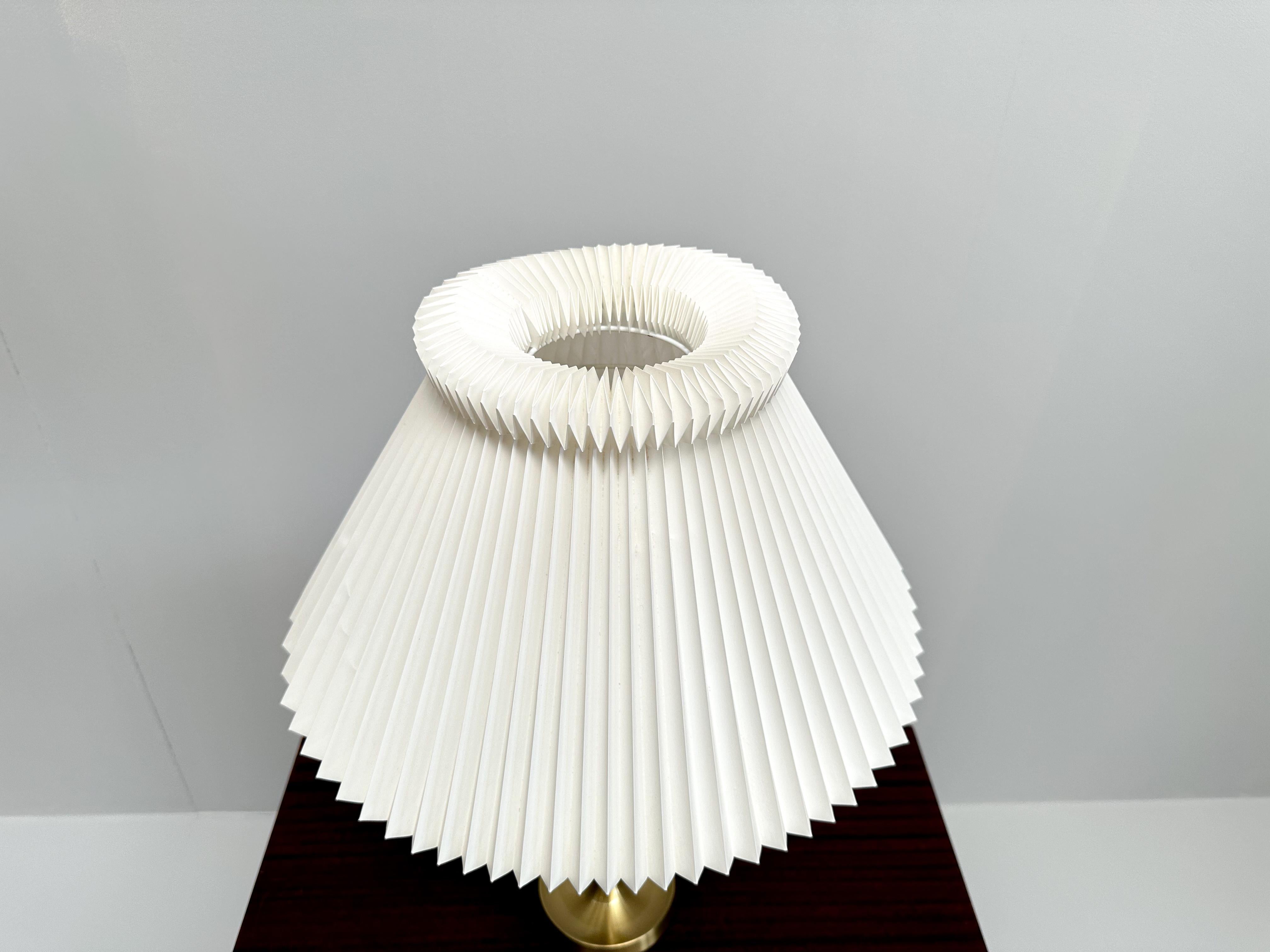 Danish Modern Le Klint 307 Table Lamp: Brass & Pleated Plastic Shade For Sale 3