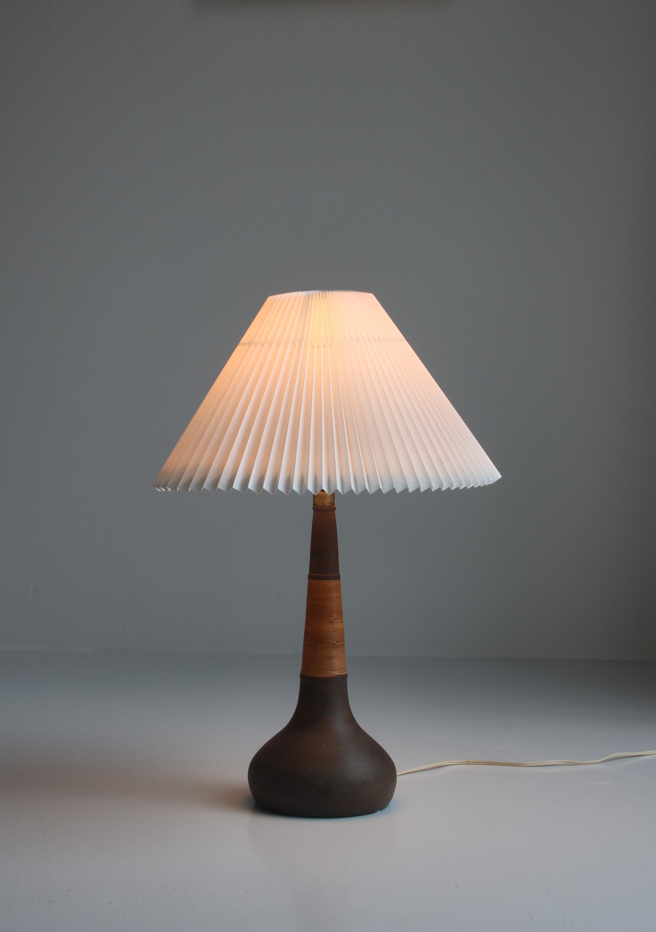 Danish Modern Le Klint & Kähler Ceramics Table Lamp by Esben Klint, 1960s In Good Condition In Odense, DK