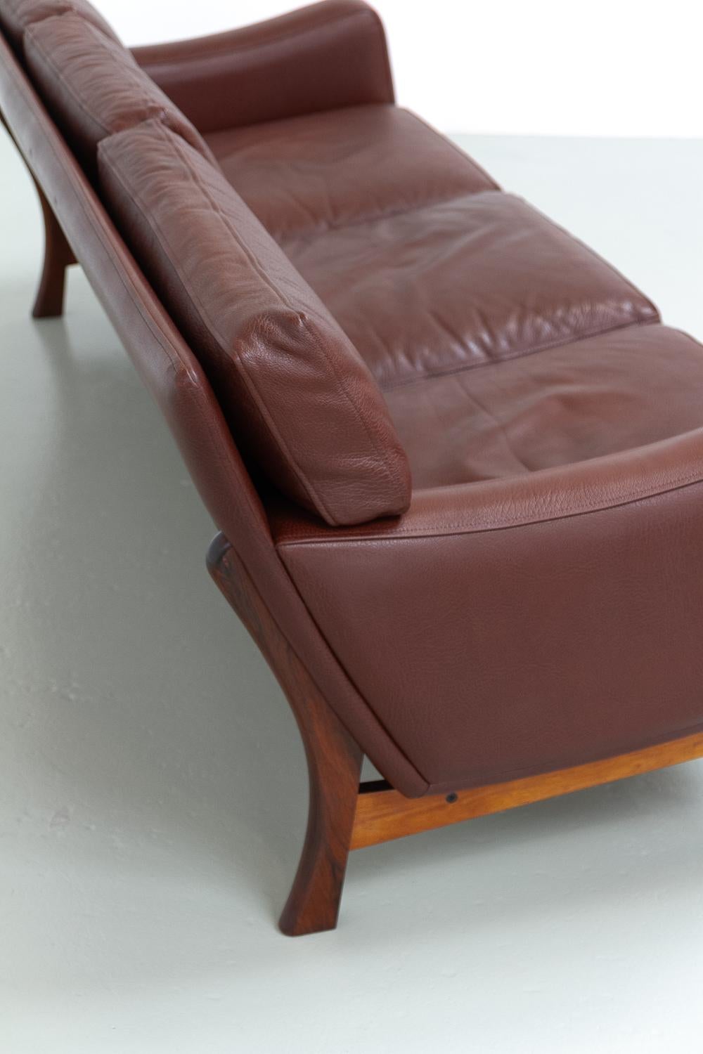 Danish Modern Leather and Rosewood Sofa by Eran, 1960s. For Sale 1