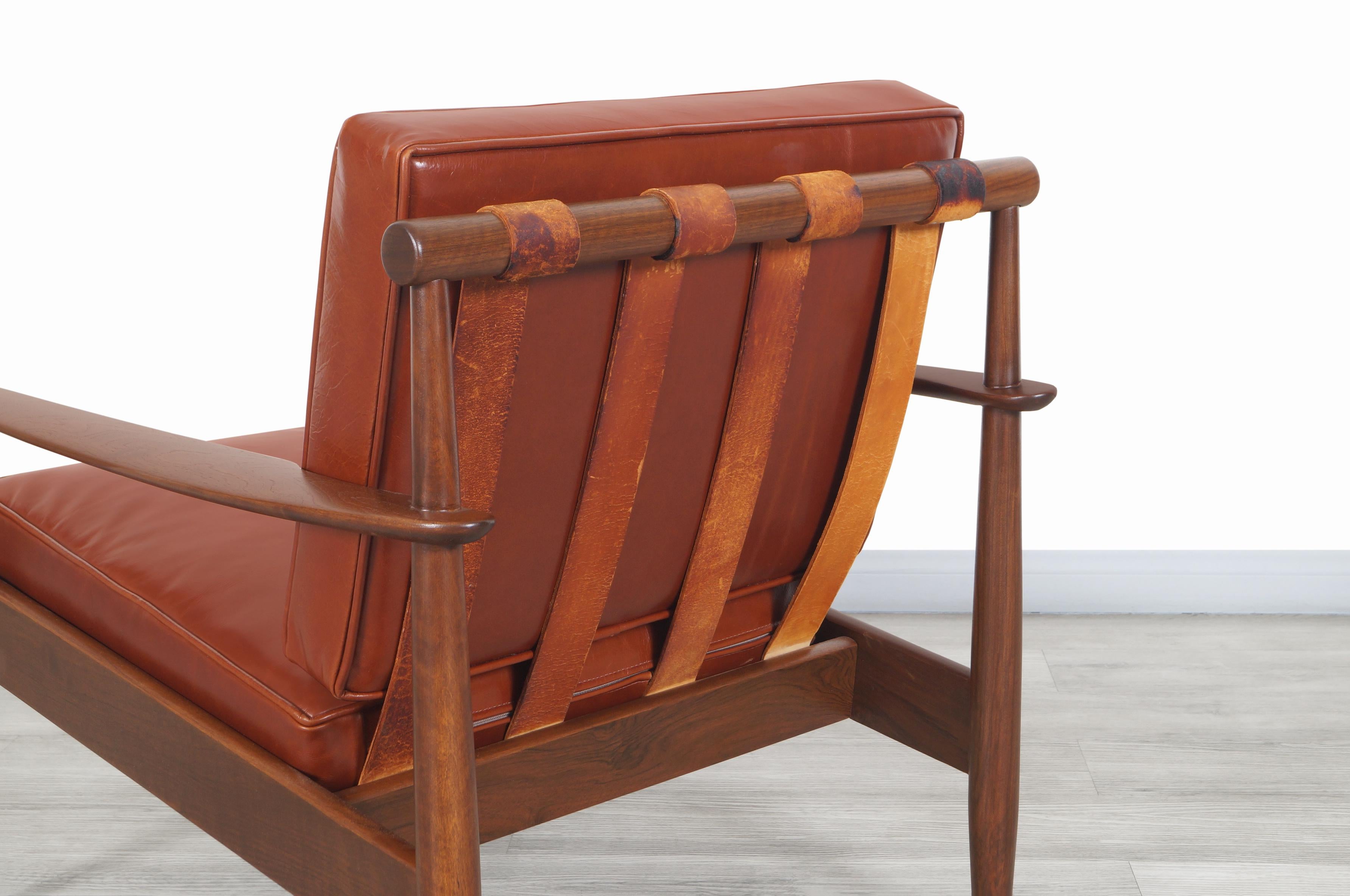 Danish Modern Leather and Walnut Lounge Chairs by Hans C. Andersen For Sale 7