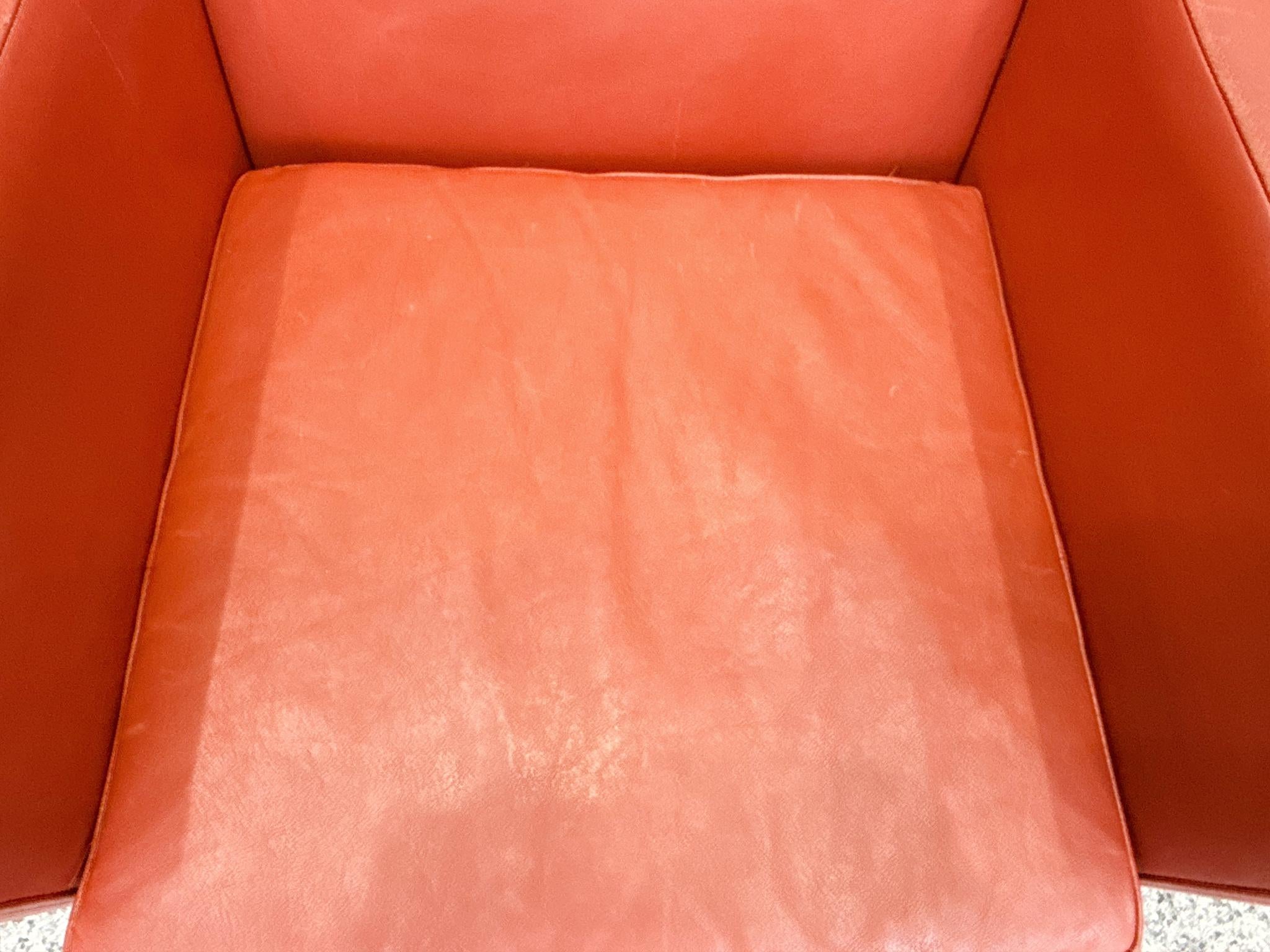 Danish Modern Leather & Beech Lounge Chairs in the Style of Børge Mogensen - A P en venta 3