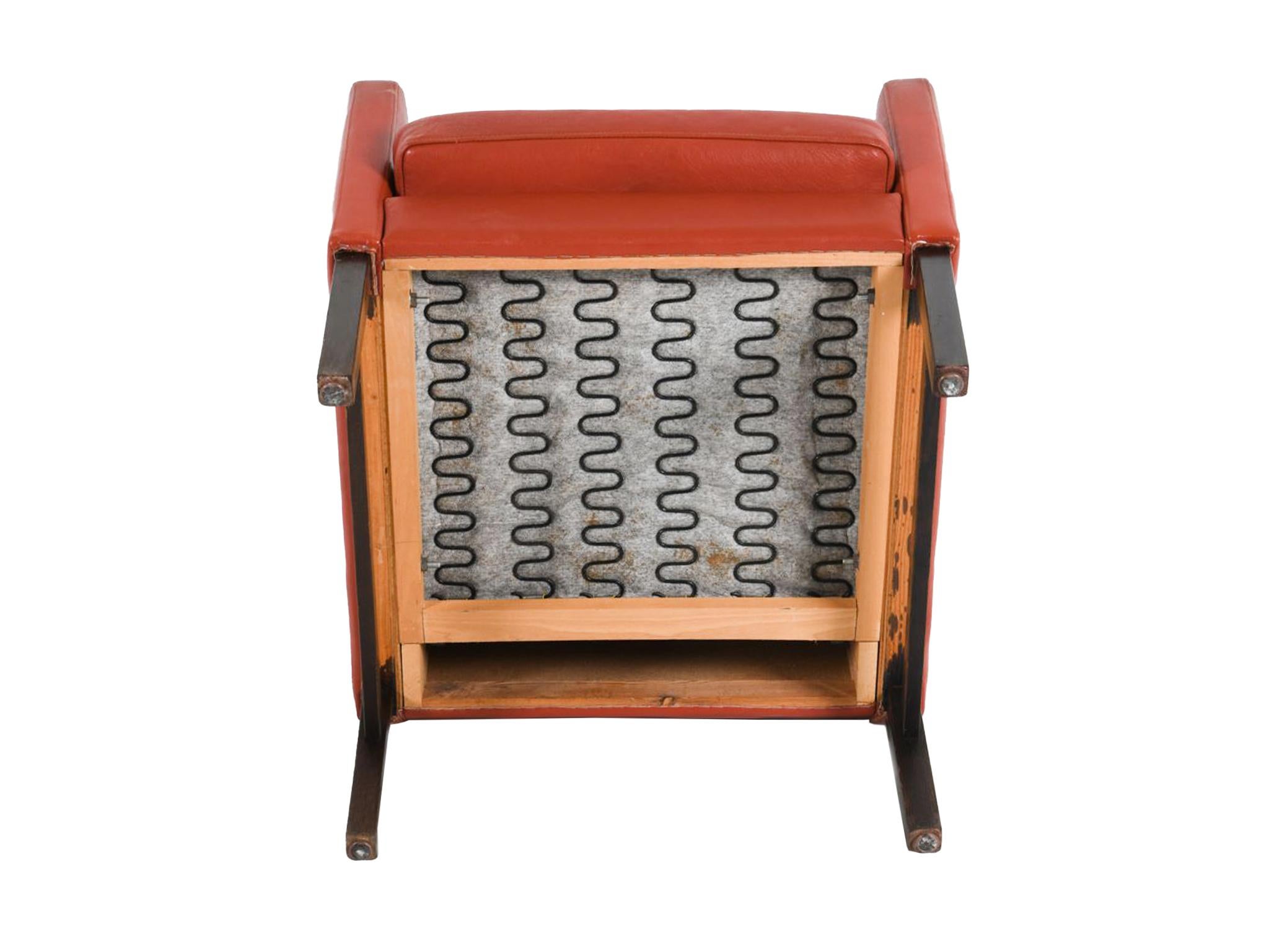 Danish Modern Leather & Beech Lounge Chairs in the Style of Børge Mogensen - A P en venta 10