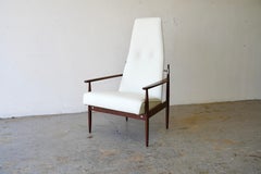Danish Modern Leather Lounge Chair By Selrite in Style of Peter Hvidt