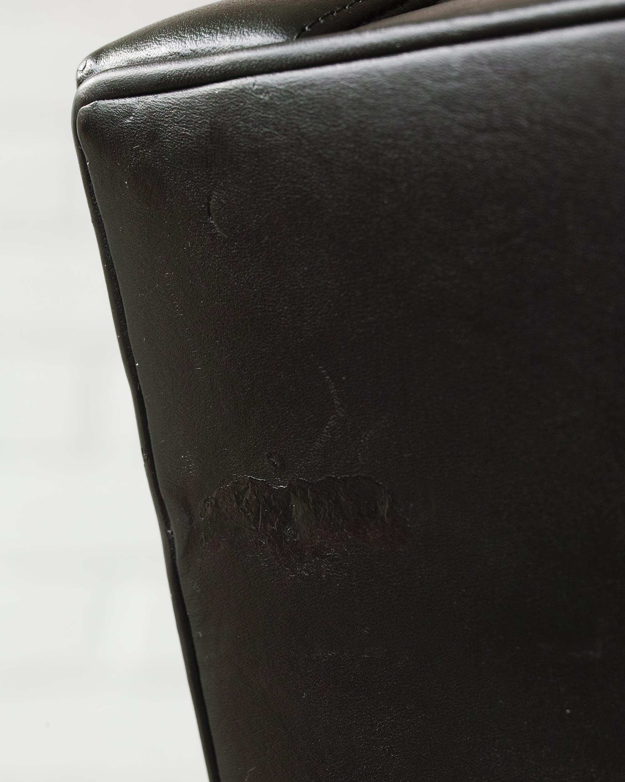 Poltrone moderne danesi in pelle e palissandro in vendita 8