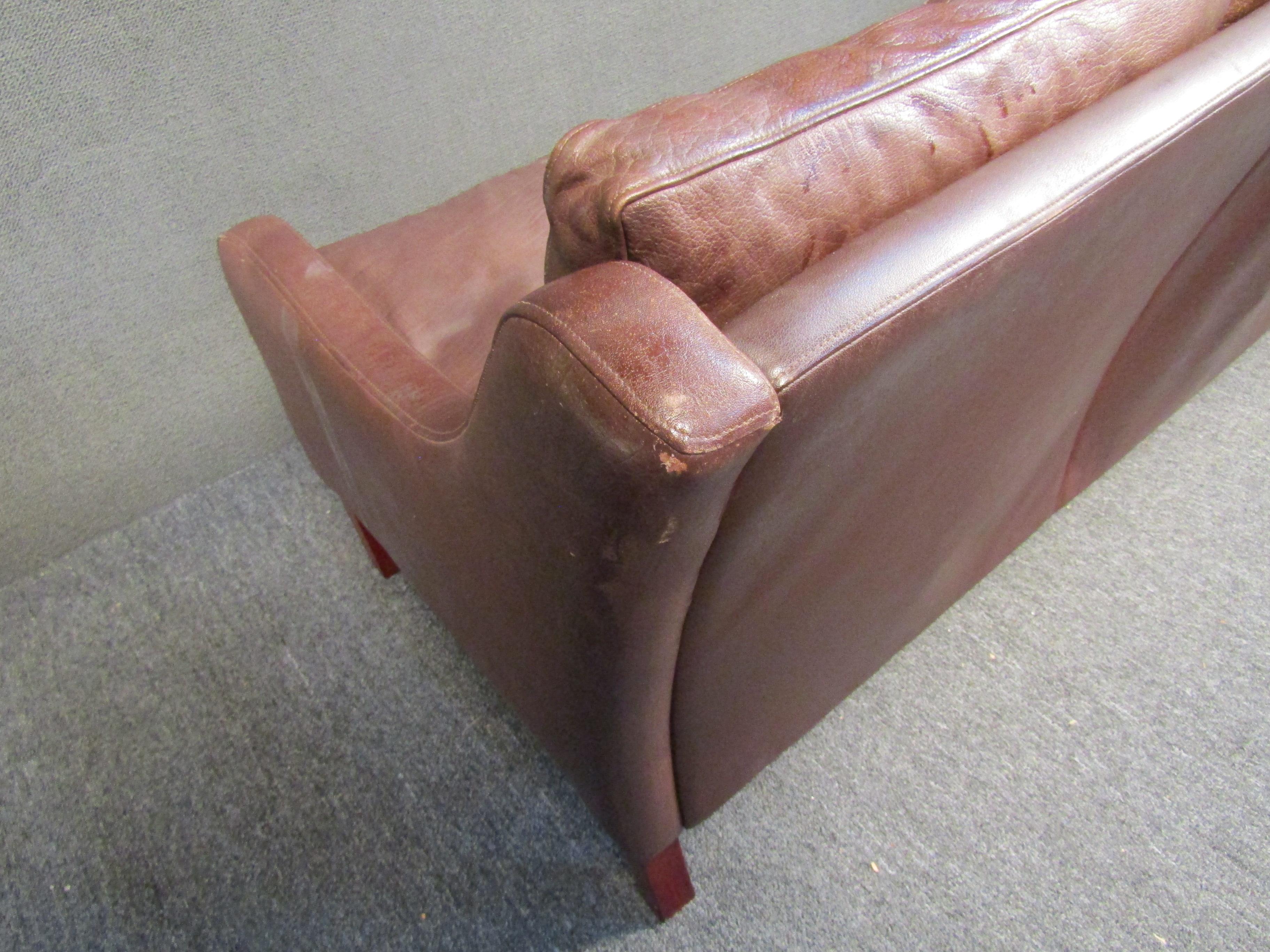 Danish Modern Leather Sofa 7