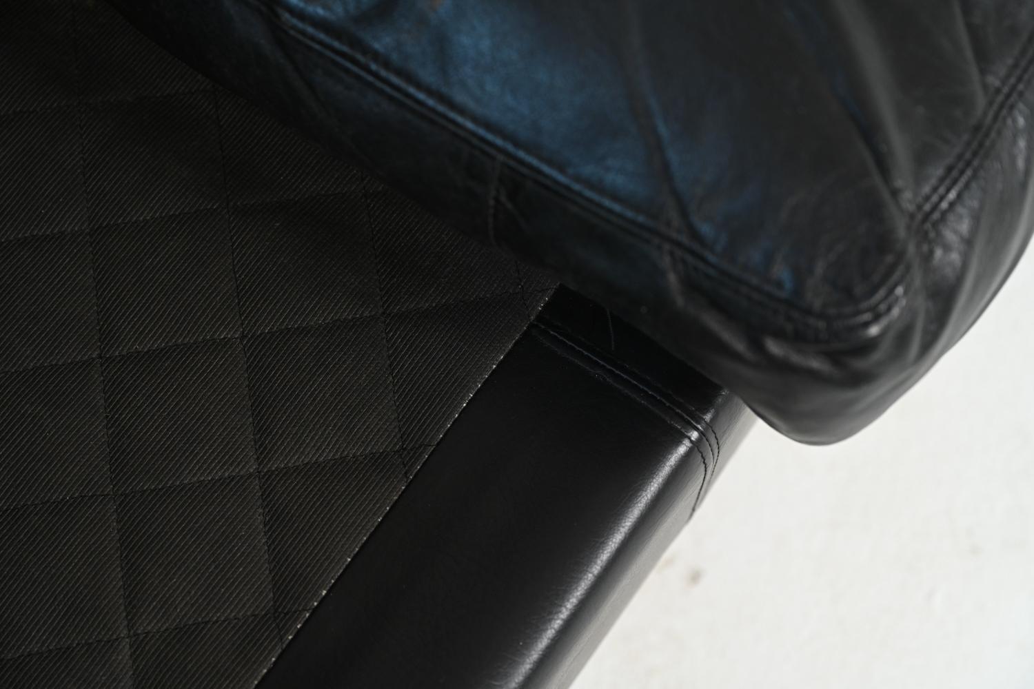 Danish Modern Leather Sofa Suite by Erik Jørgensen for Friis Møbler 6