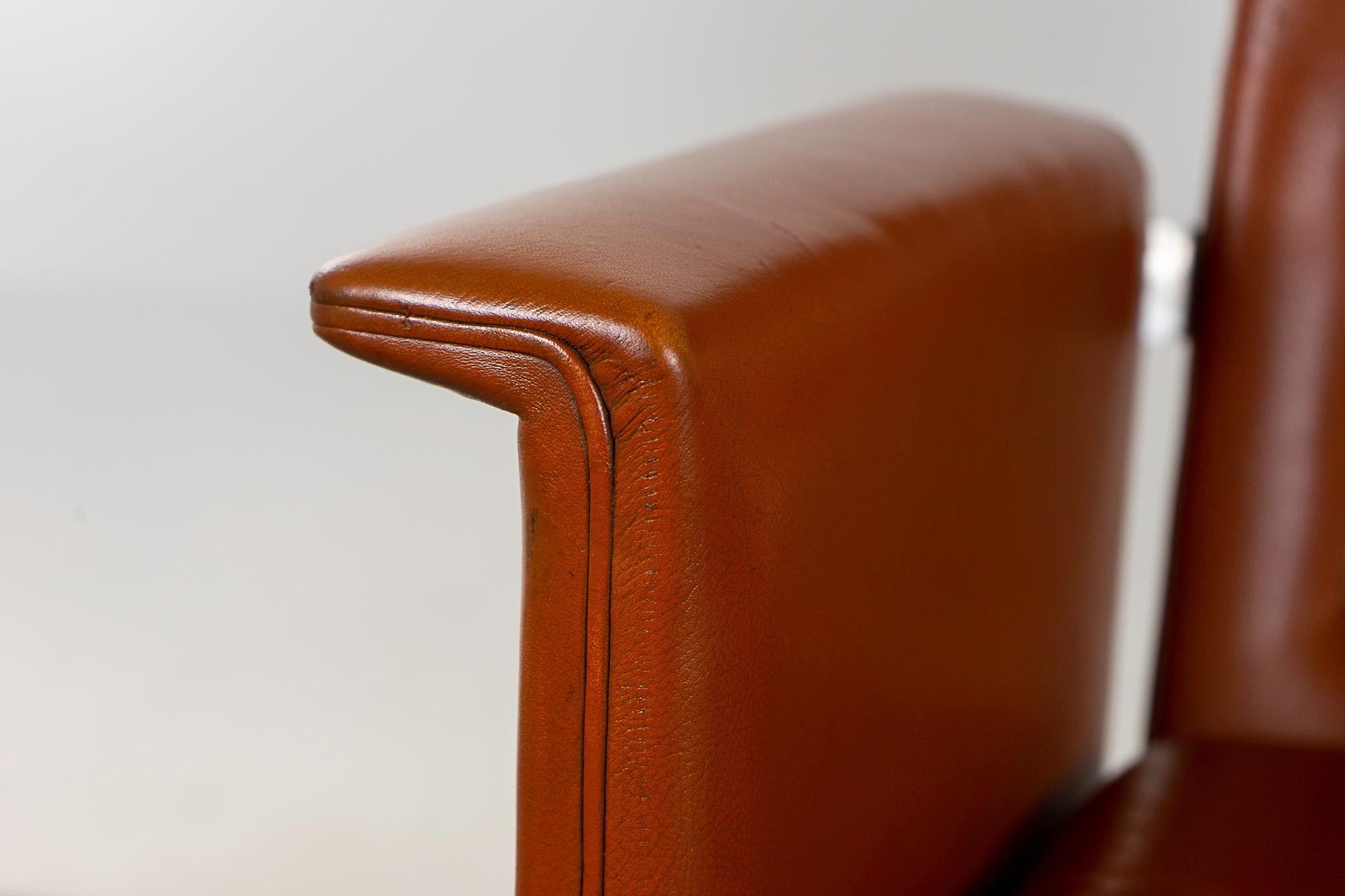 Metal Danish Modern Leather Swivel Chair  For Sale