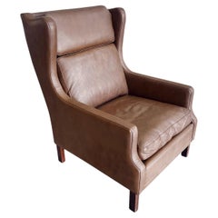 Wingback en cuir moderne danois dans le style de Børge Mogensen