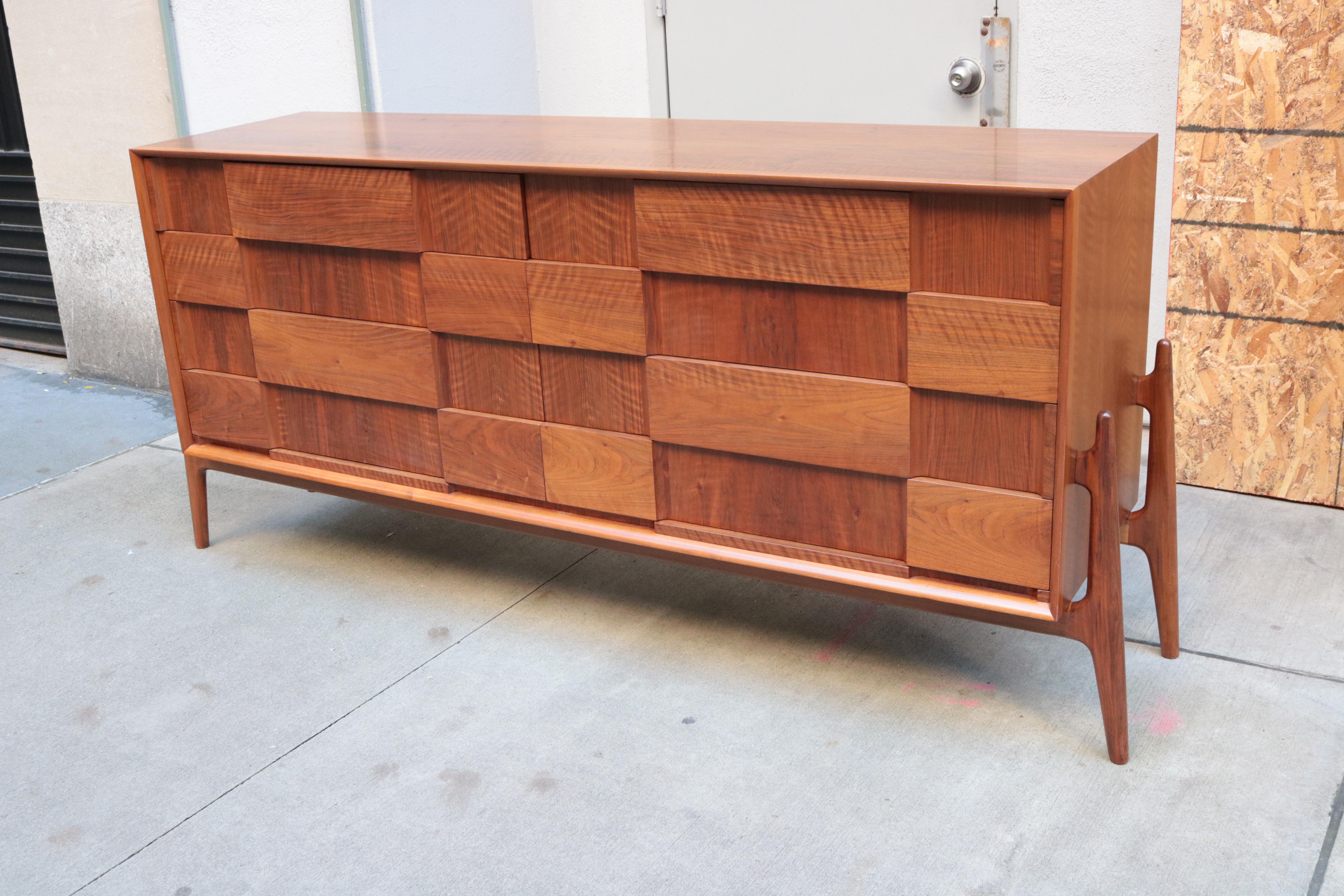 Danish Modern Long Chest of Drawers In Good Condition In New York, NY