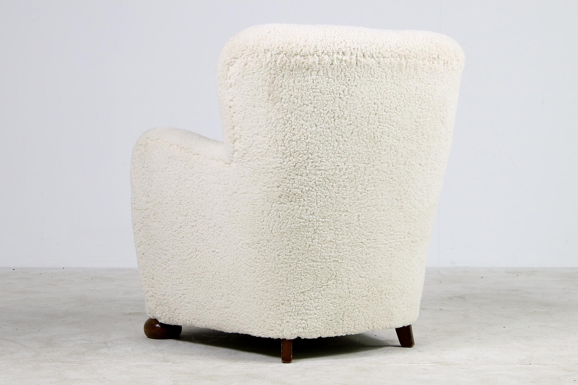 Mid-Century Modern Danish Modern Lounge Chair 1950 Teddy Fur & Leather, Sheepskin, Made in Denmark
