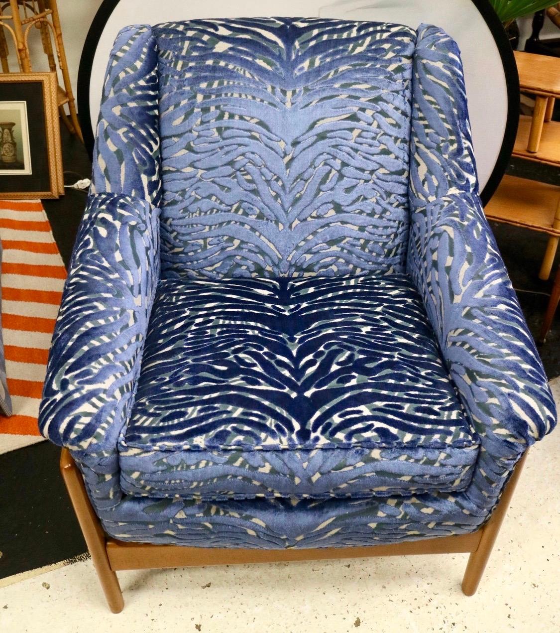 Mid-Century Modern Danish Modern Lounge Chair Armchair Newly Upholstered