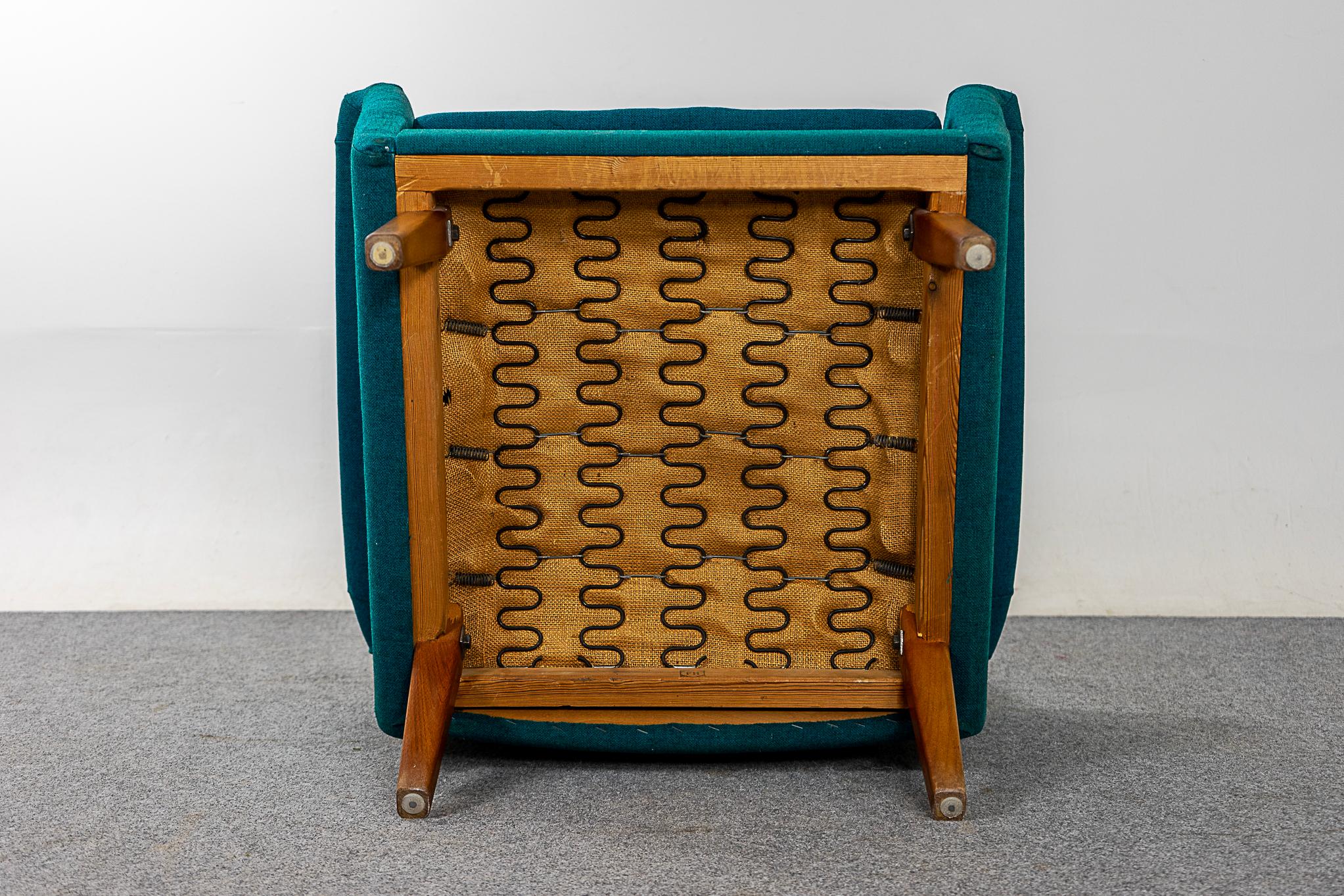 Danish Modern Lounge Chair by Fritz Hansen 11