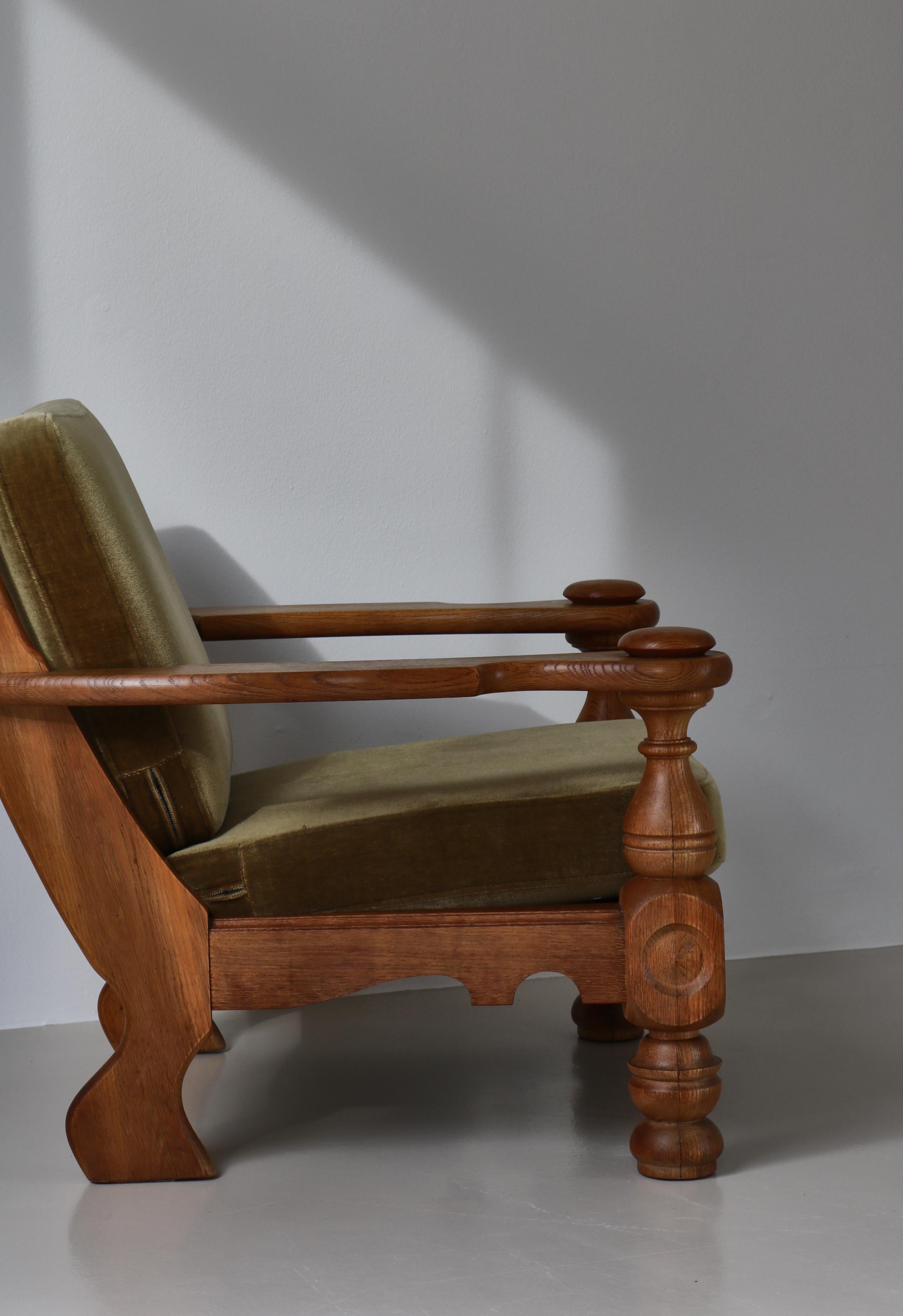 Danish Modern Lounge Chair by Henry Kjærnulff Oak & Green Mohair, Denmark, 1950s For Sale 4