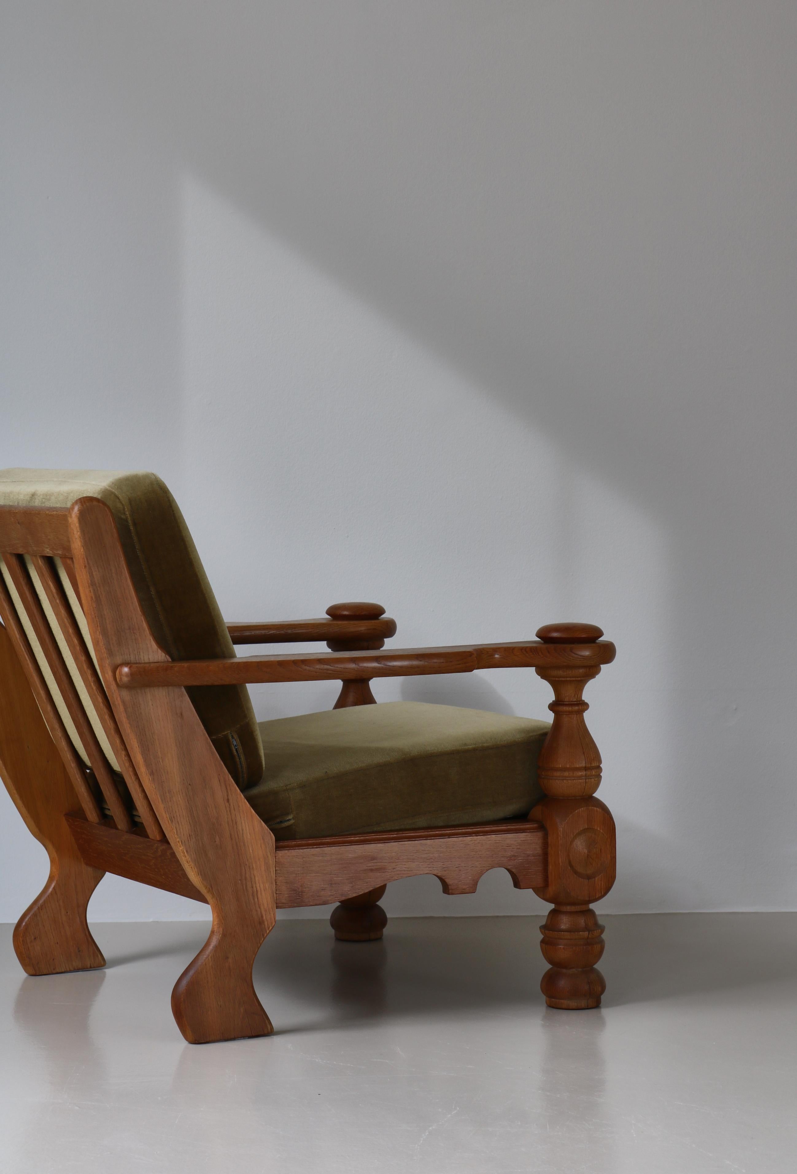 Danish Modern Lounge Chair by Henry Kjærnulff Oak & Green Mohair, Denmark, 1950s For Sale 6
