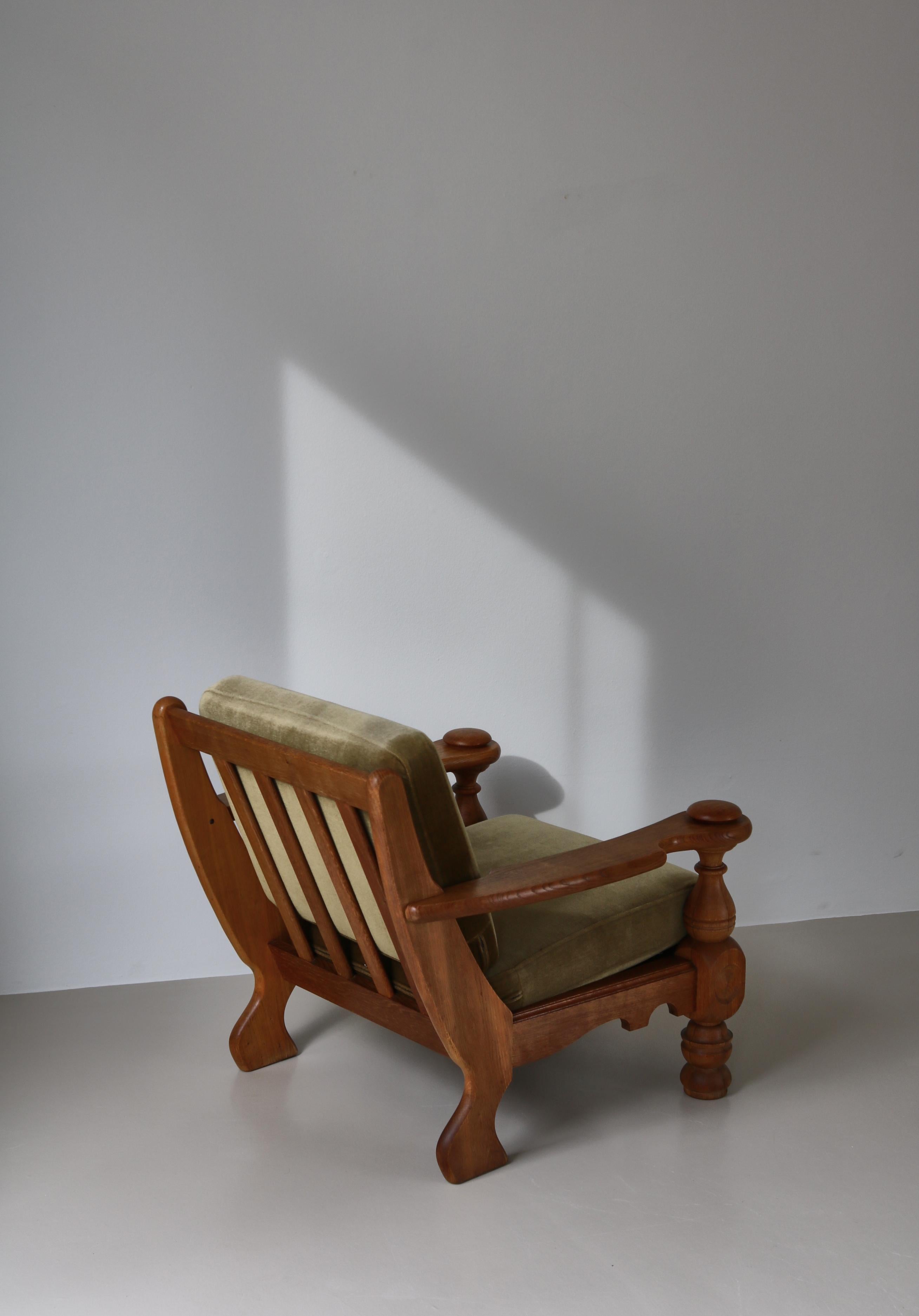Scandinavian Modern Danish Modern Lounge Chair by Henry Kjærnulff Oak & Green Mohair, Denmark, 1950s For Sale